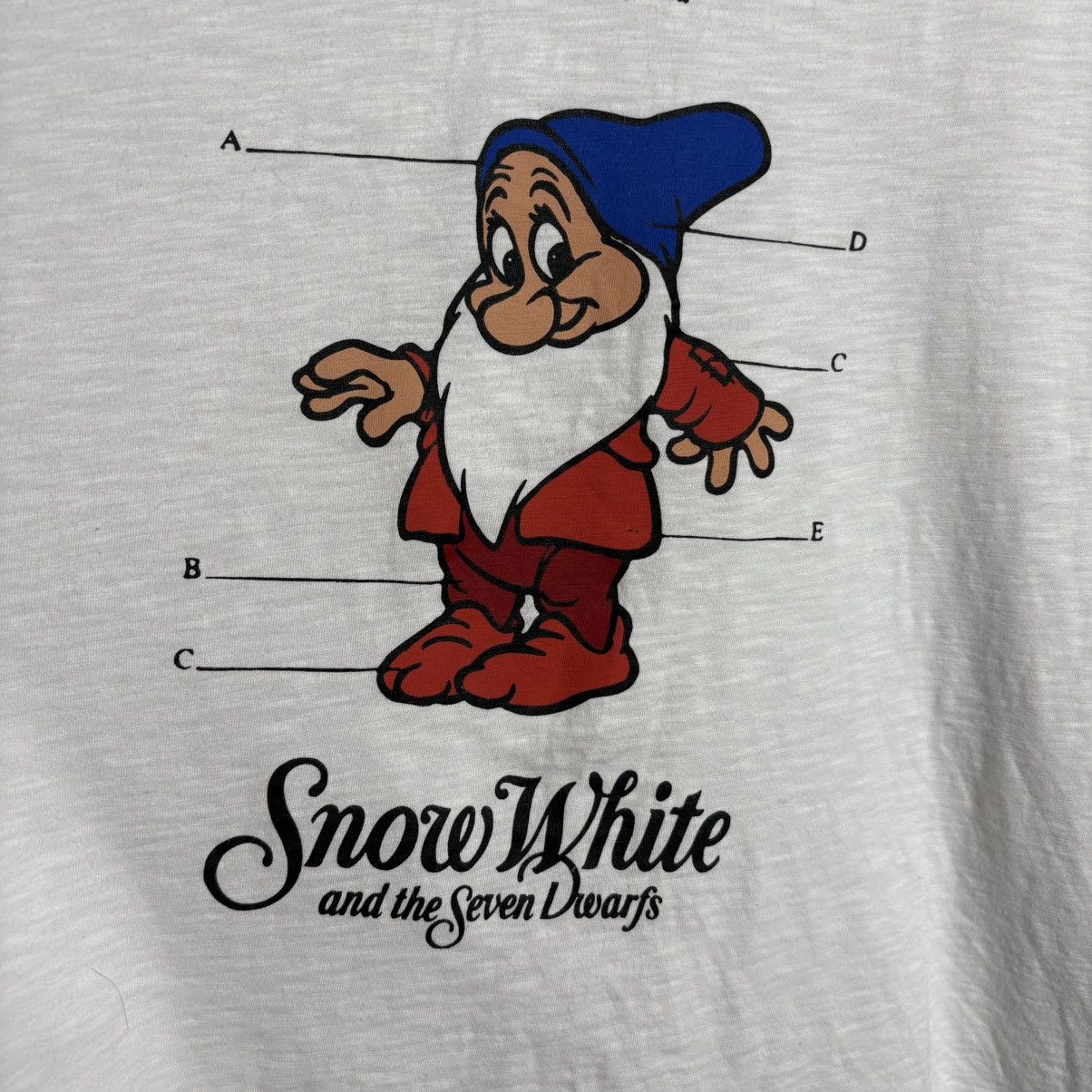 Disney × Undercover × Uniqlo Undercover x Uniqlo x Disney Snow White T-Shirt Size US XL / EU 56 / 4 - 3 Thumbnail