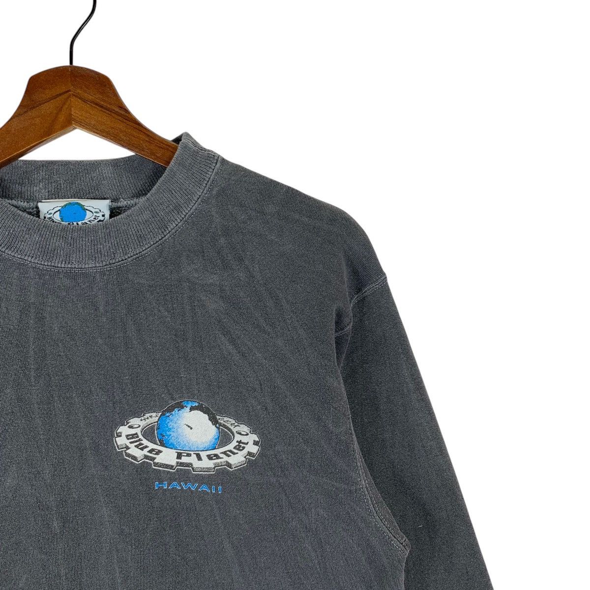 Vintage Vintage 90s Blue Planet Surf Gear Hawaii Surfboard Size US M / EU 48-50 / 2 - 5 Thumbnail