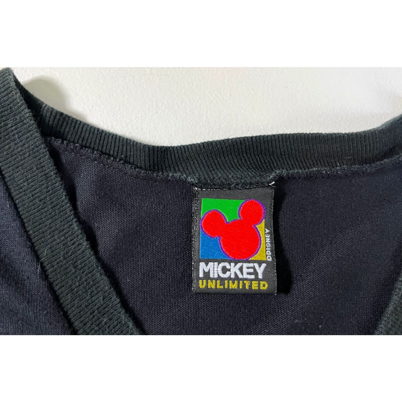 Mickey Unlimited VINTAGE Mickey Unlimited Unisex Adult 2XL V-Neck T-Shirt Black 90s Disney Cartoon Graphic Print Sammy Goofy Minnie Donald Duck Theme Mens Womens Size US XXL / EU 58 / 5 - 6 Thumbnail