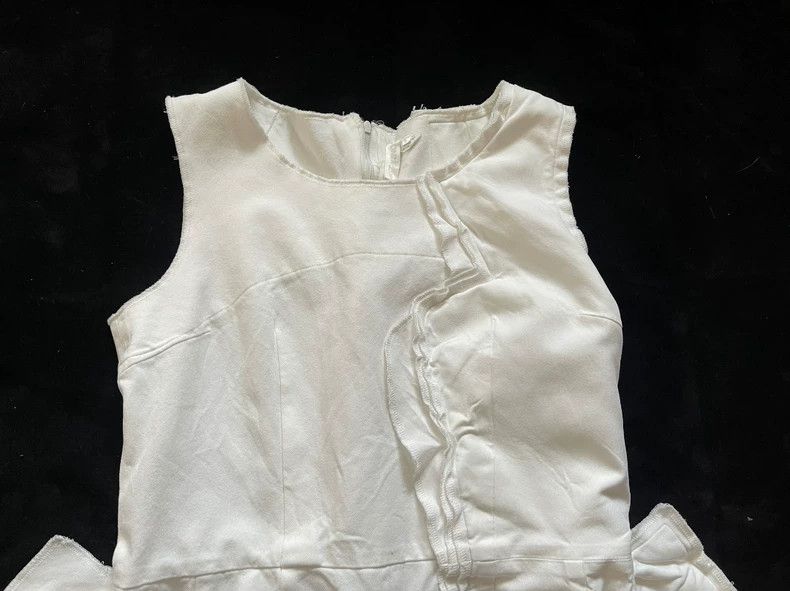 Comme des Garcons Comme des Garcons White sleeveless stitching special-shape Size M / US 6-8 / IT 42-44 - 2 Thumbnail