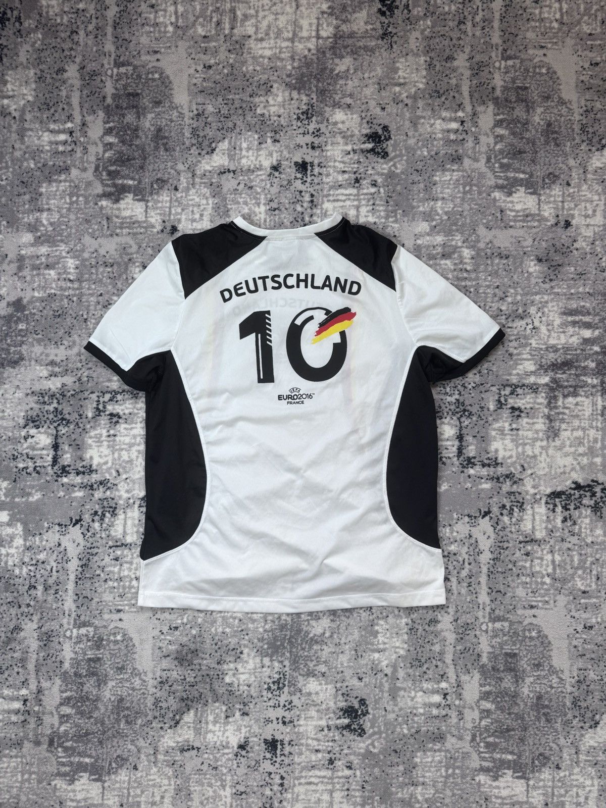 UEFA Germany UEFA football jersey 2016 Size US L / EU 52-54 / 3 - 6 Thumbnail
