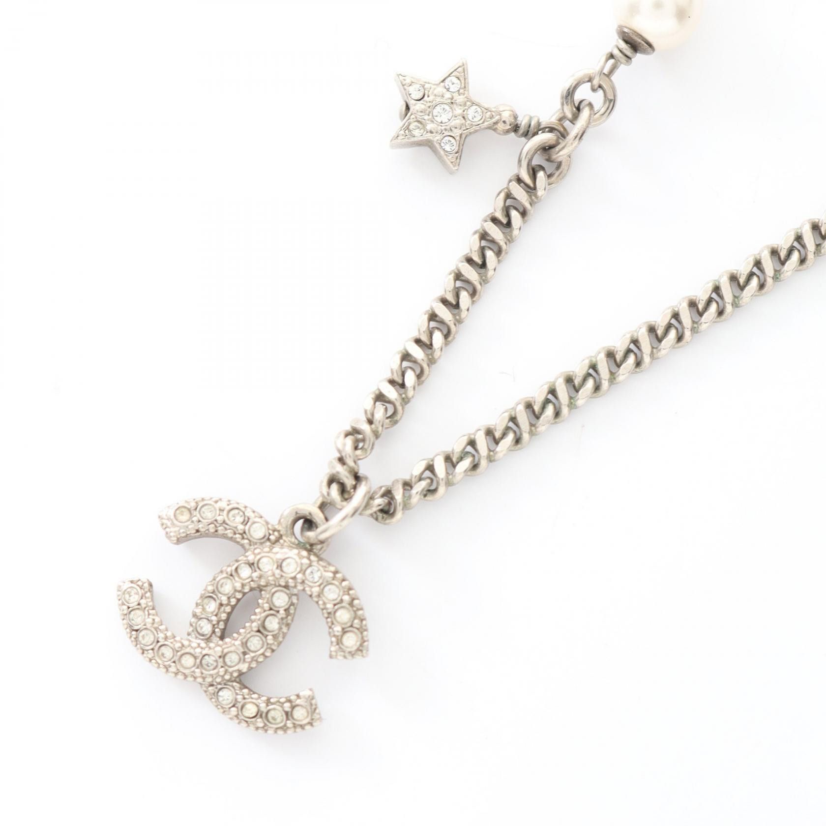 Chanel Chanel Chanel Imitation Pearl Crystal Necklace Metal Necklace DUTY FREE for USA Size ONE SIZE - 1 Thumbnail