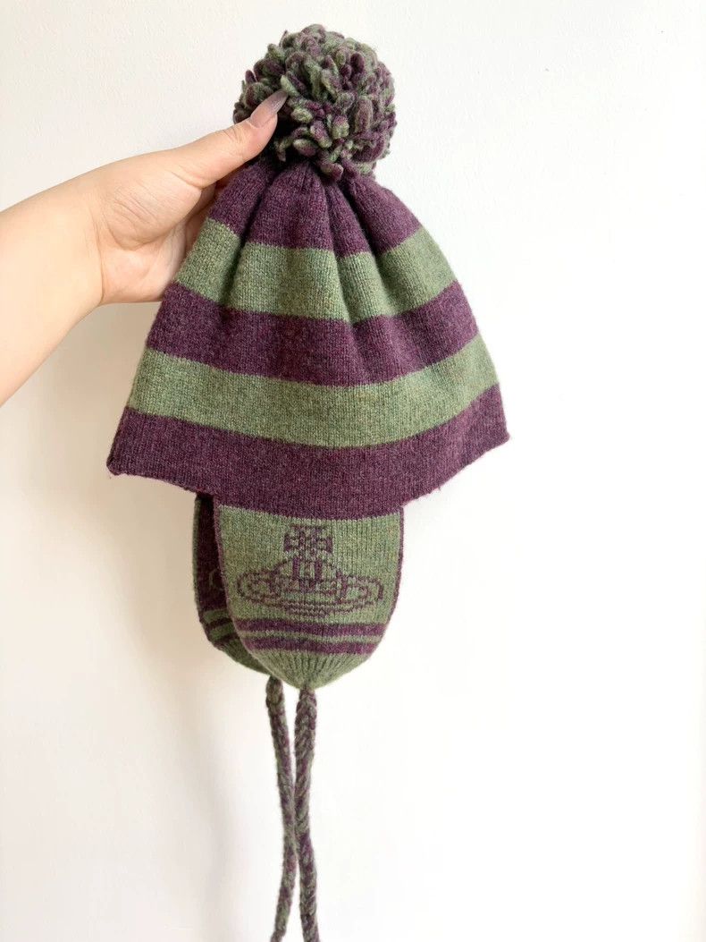 Vivienne Westwood Vivienne Westwood A green striped hat with a hat protectin Size ONE SIZE - 5 Thumbnail