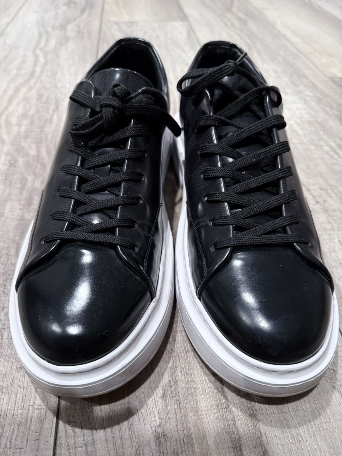 Louis Vuitton Louis Vuitton LV Monogram Leather Sneakers Size US 8.5 / EU 41-42 - 7 Thumbnail