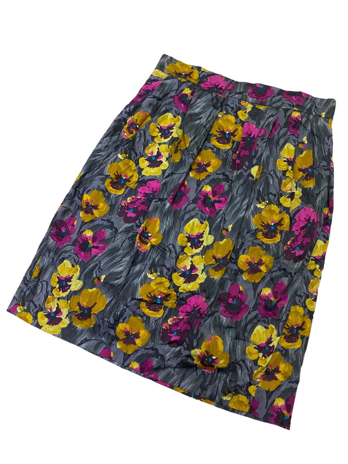 Kenzo Vintage Kenzo Floral Skirt Size 26" / US 2 / IT 38 - 2 Thumbnail