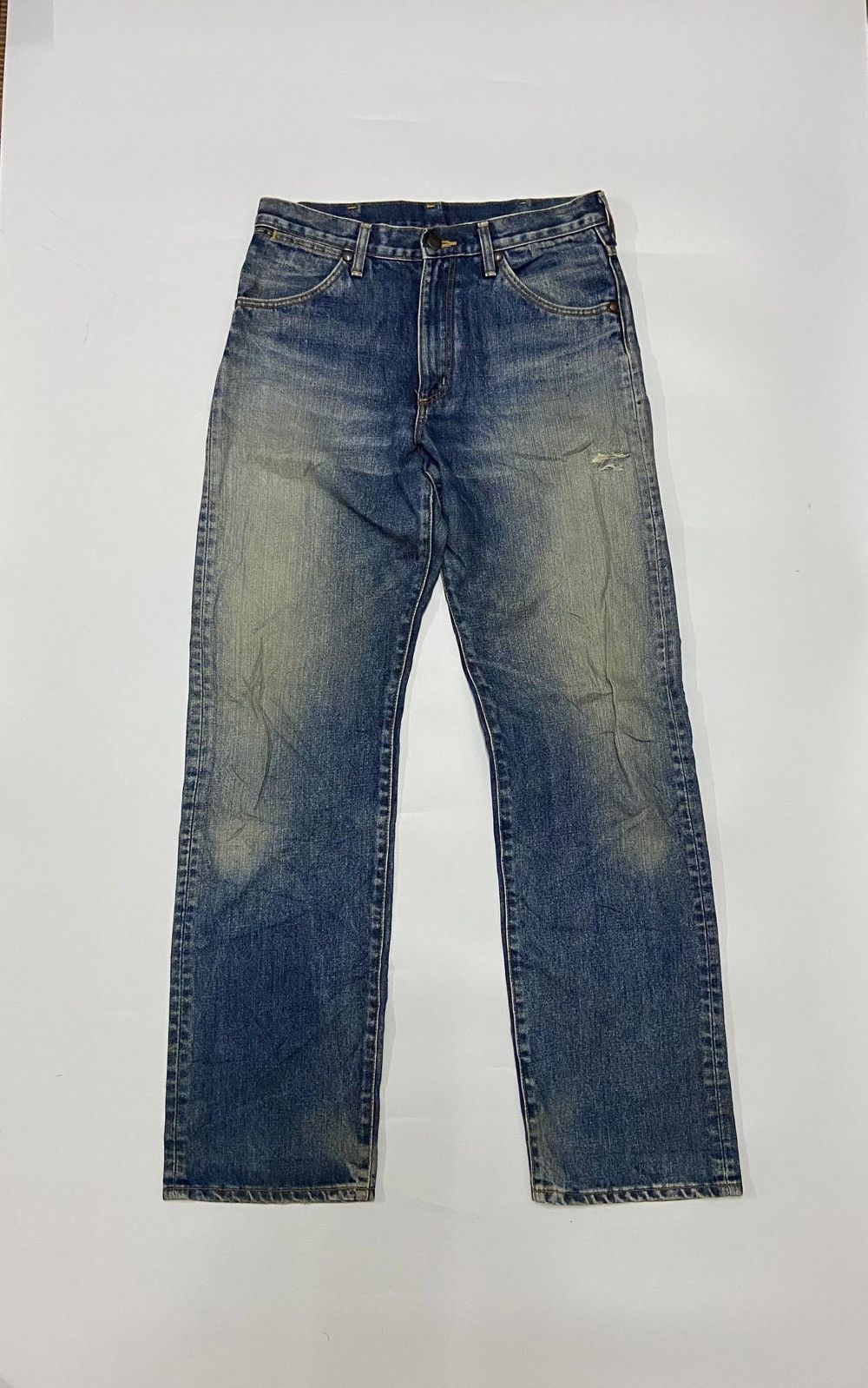 Wrangler VINTAGE WRANGLER BLUE BELLS DISTRESSED JEANS Size US 31 - 1 Thumbnail