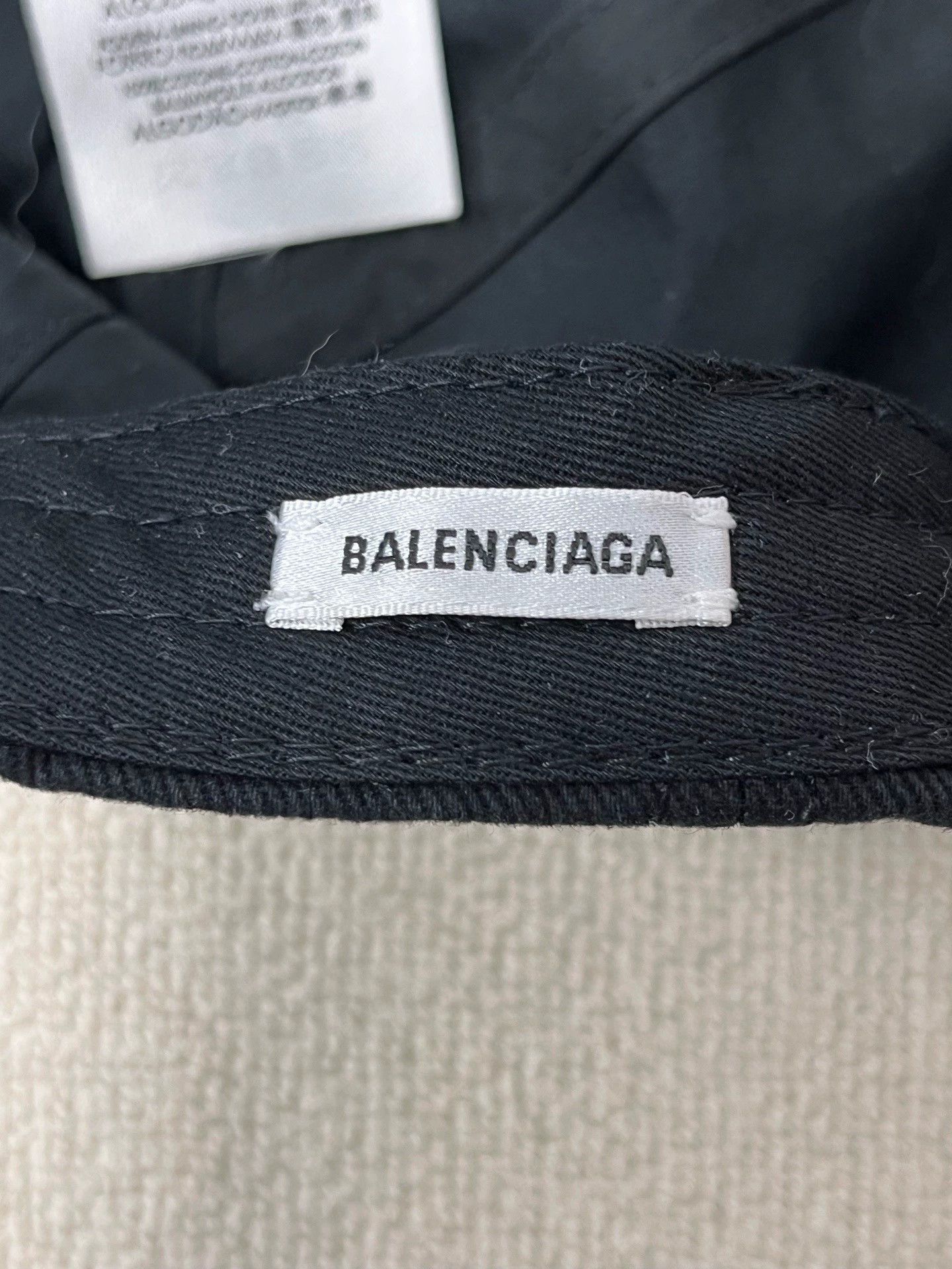 Balenciaga Balenciaga Embroidered Logo Cotton Baseball Cap, Unisex Size ONE SIZE - 4 Thumbnail