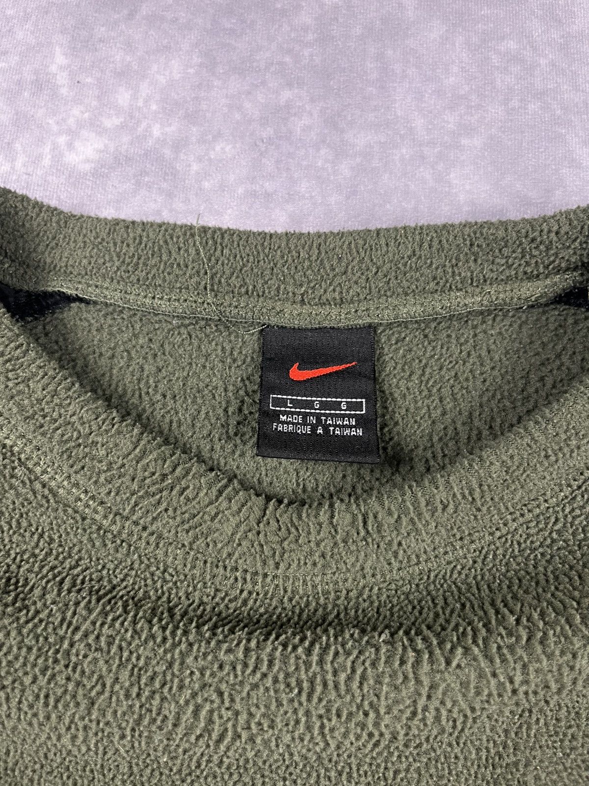 Nike × Vintage Vintage 90s Nike Olive Fleece Sweater with Nylon Sleeve Size US L / EU 52-54 / 3 - 3 Thumbnail