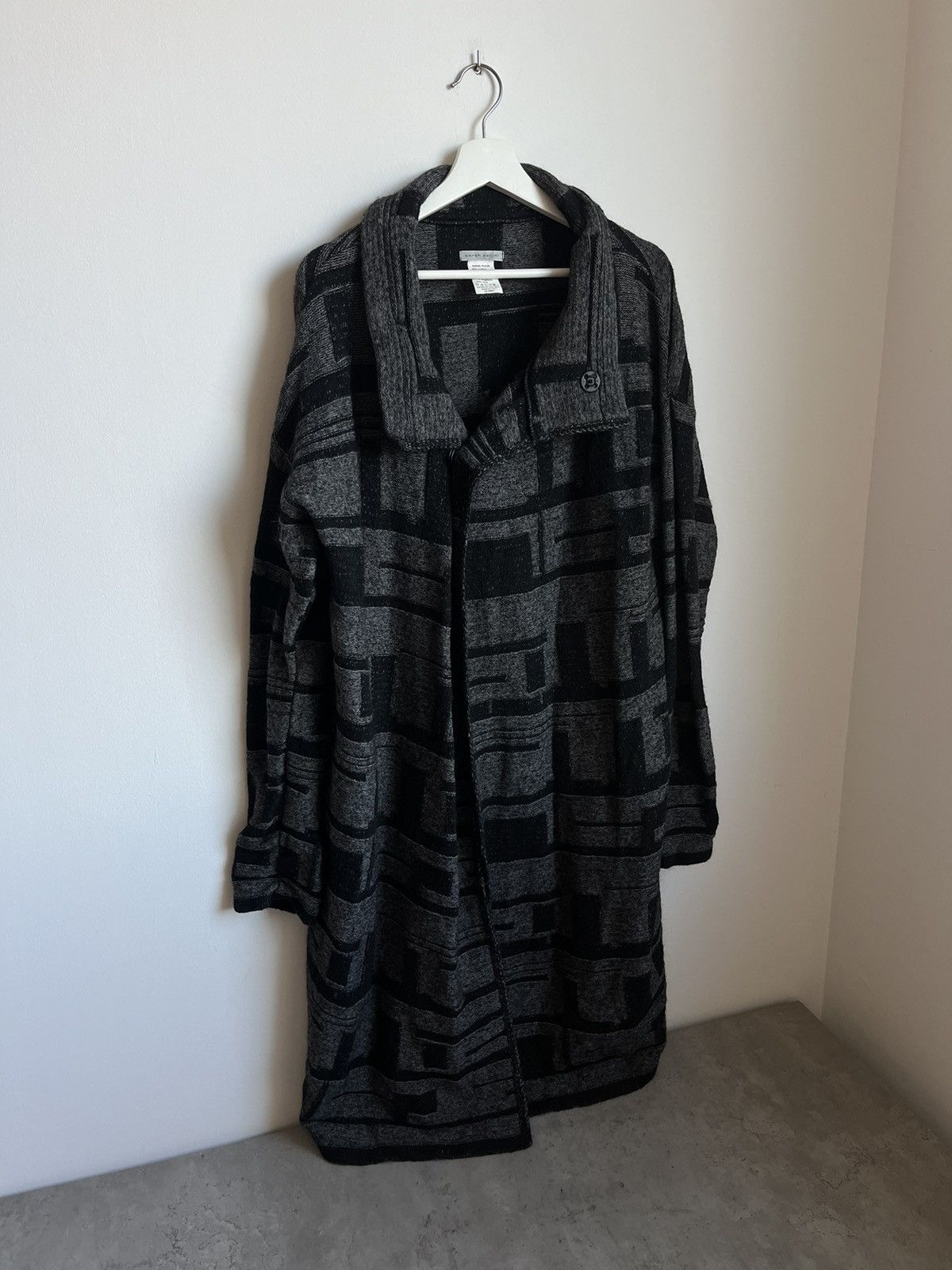 Avant Garde Sarah Pacini Women’s Cardigan