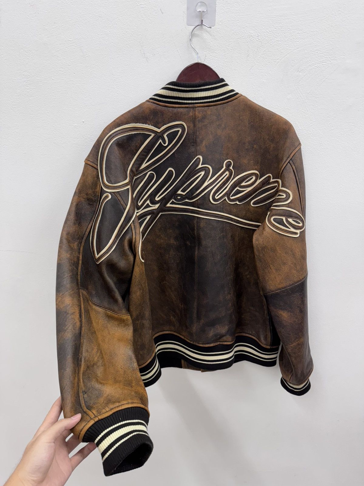 Supreme Supreme Worn Leather Varsity Jacket Size US L / EU 52-54 / 3 - 1 Thumbnail
