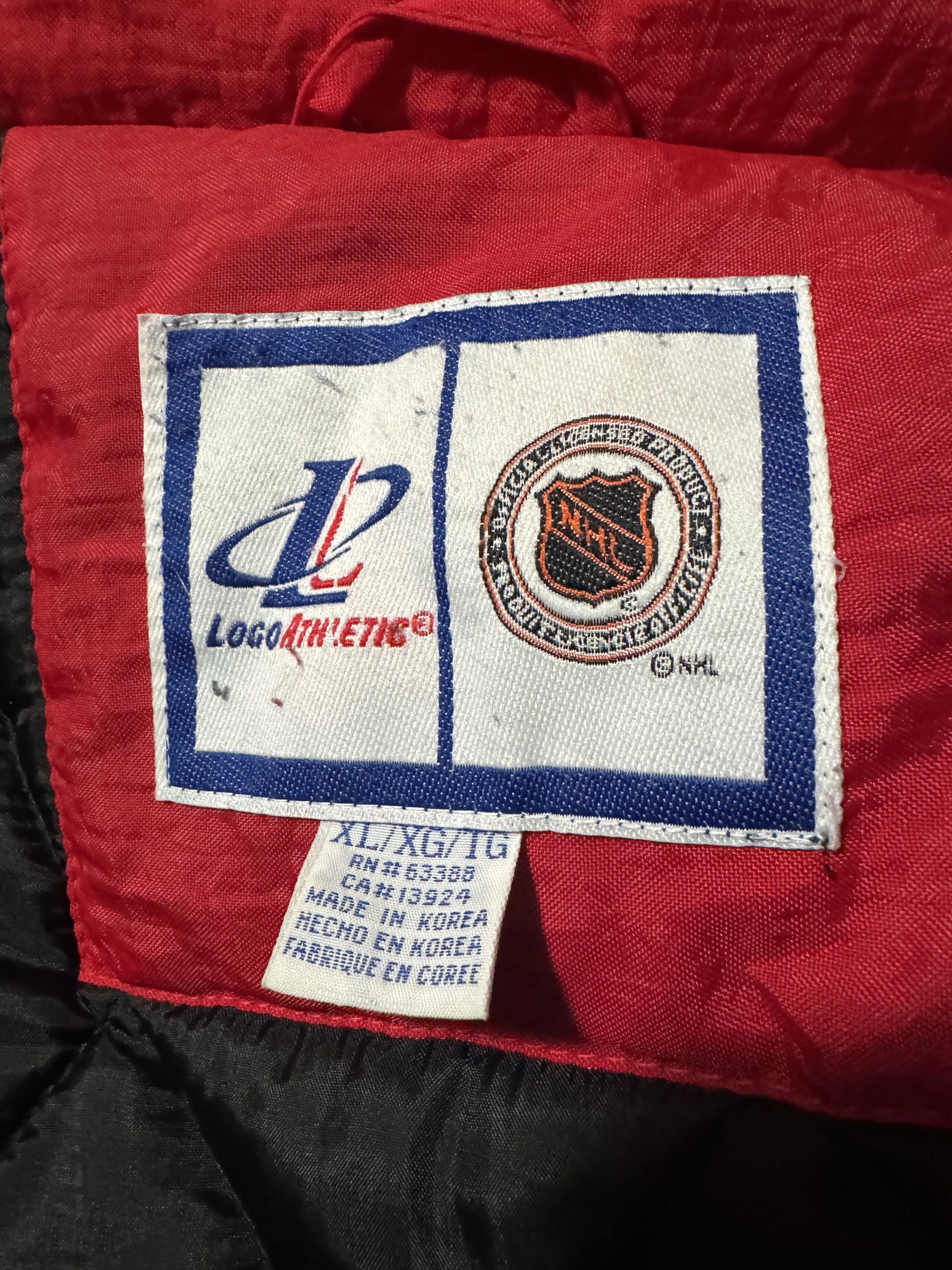 Logo Athletic × Vintage Vintage 90's Detroit Red Wings Logo Athletic Puffer Jacket Size US XL / EU 56 / 4 - 4 Thumbnail