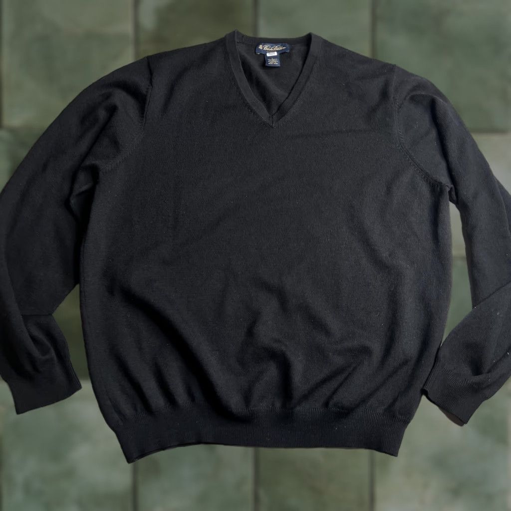 Brooks Brothers Brooks Brothers Sweater Mens L Black Merino Wool V-Neck Stretch Knit Pullover Size US L / EU 52-54 / 3 - 1 Thumbnail