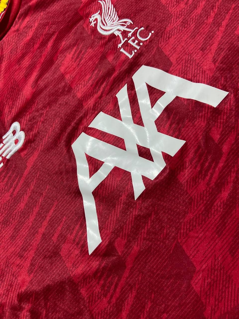 New Balance Football Jersey New Balance Liverpool Soccer AXA Size S Size US S / EU 44-46 / 1 - 8 Thumbnail