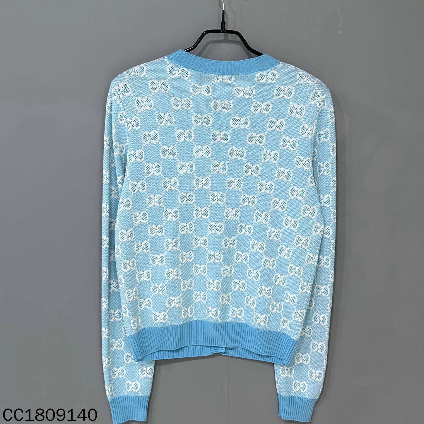 Gucci GUCCI sky blue gold button cardigan S Size S / US 4 / IT 40 - 3 Thumbnail