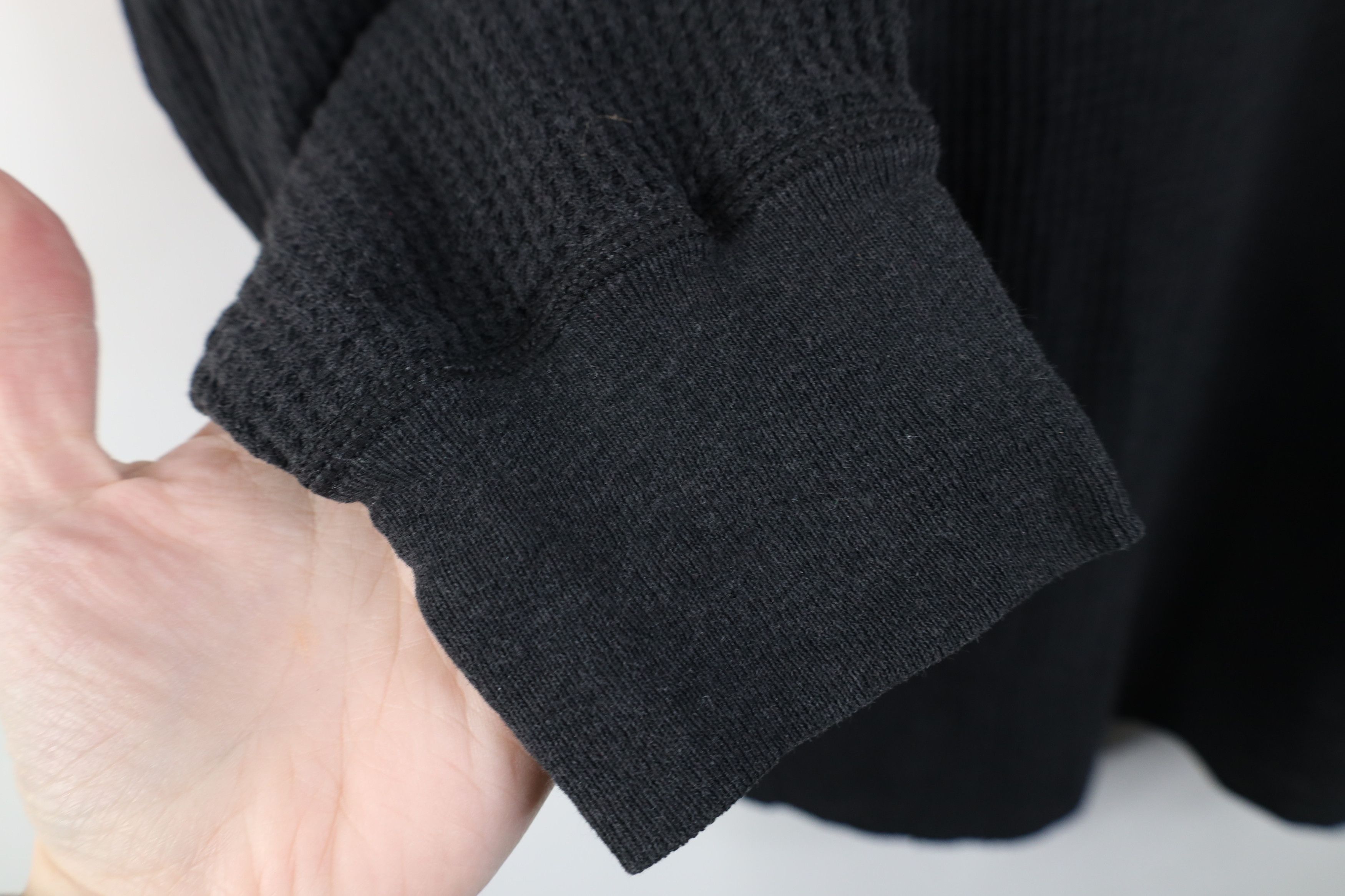 Vintage Vintage 90s Streetwear Thermal Waffle Knit T-Shirt Black Size US XL / EU 56 / 4 - 8 Thumbnail