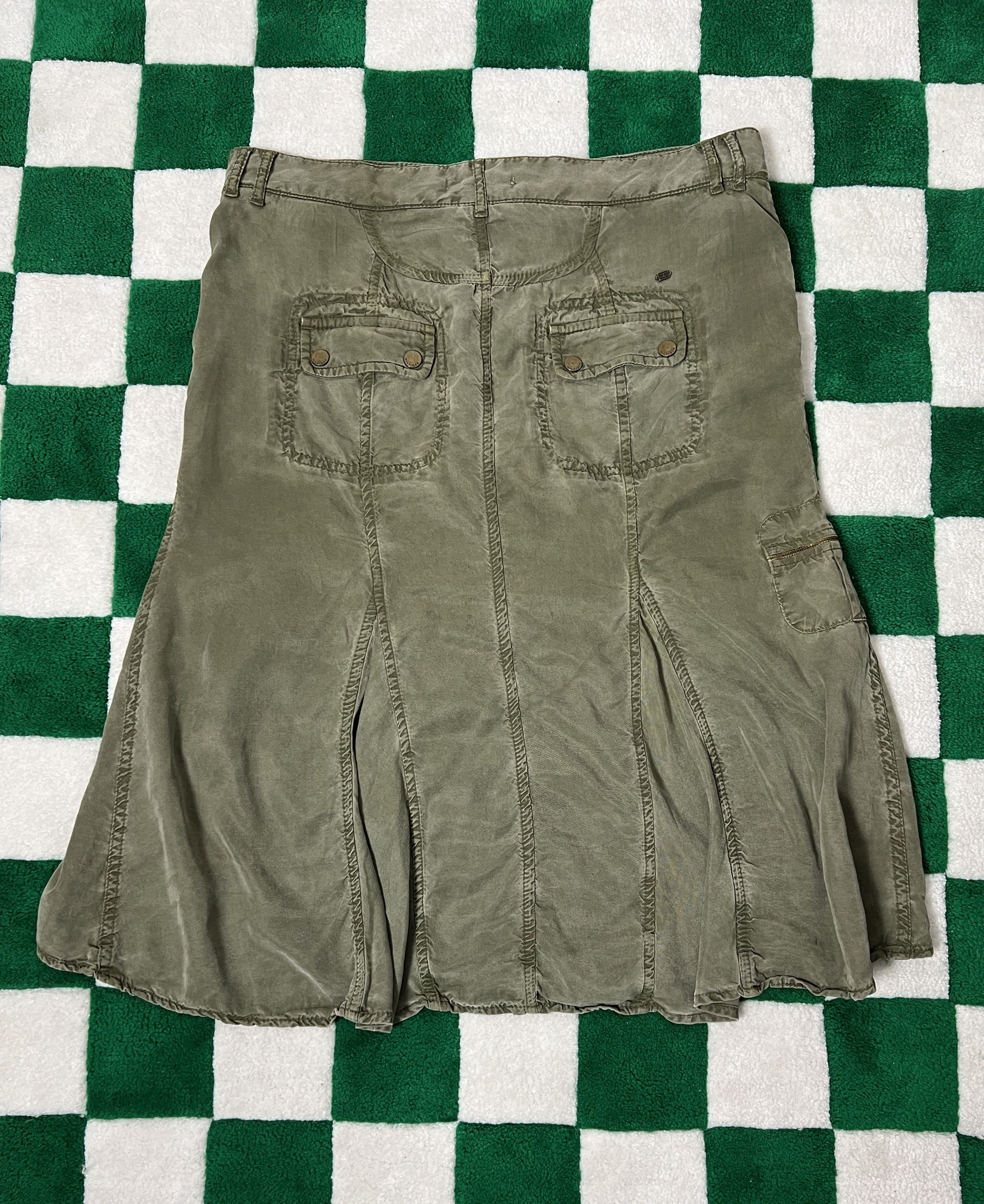 Tommy Hilfiger Tommy Hilfiger Y2K Grunge Skirt size 12 Size 34" / US 12 / IT 48 - 2 Thumbnail