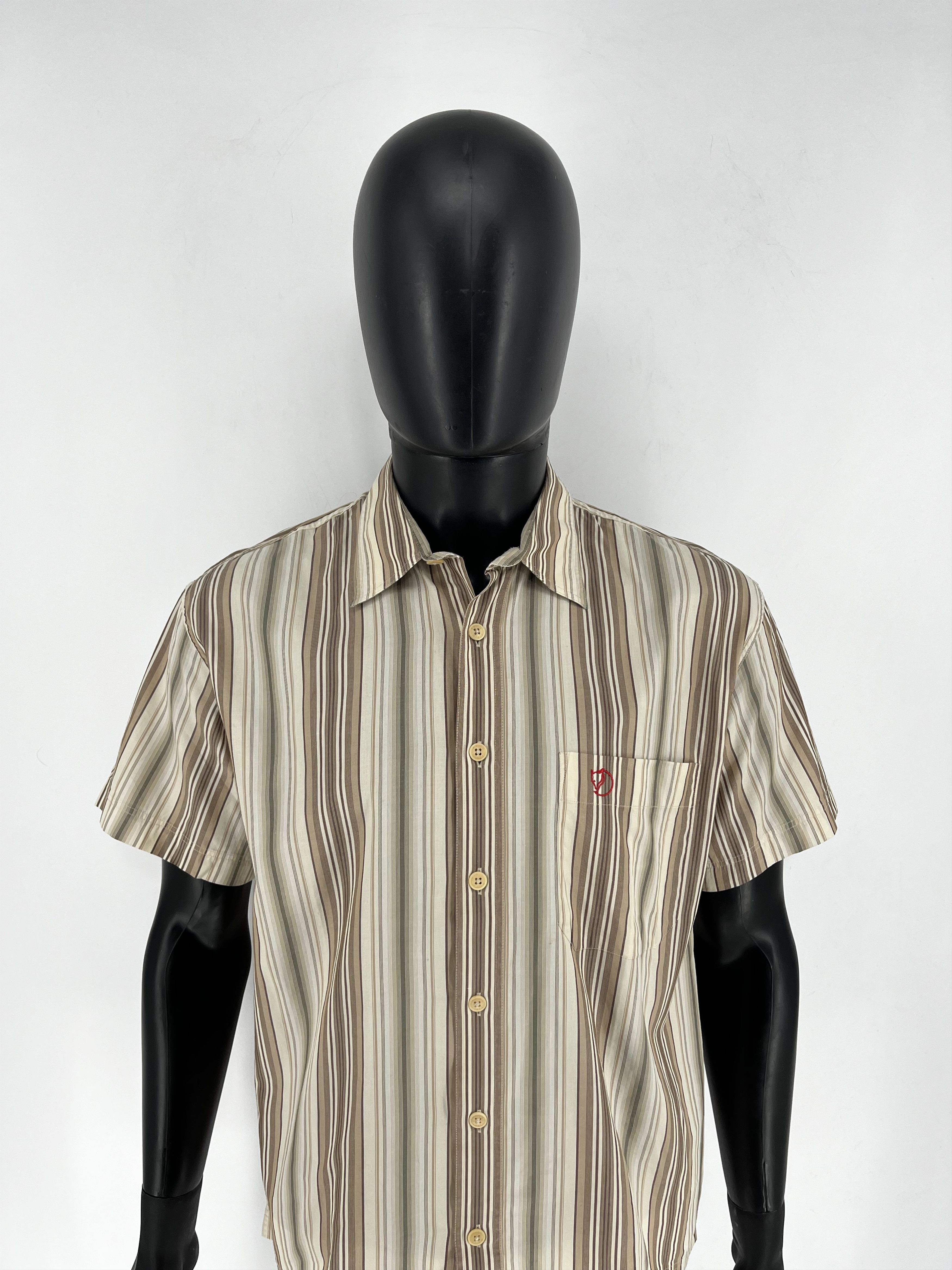 Fjallraven Fjall Raven Short Sleeve Streetwear Outdoor Shirt Size L Size US L / EU 52-54 / 3 - 5 Thumbnail