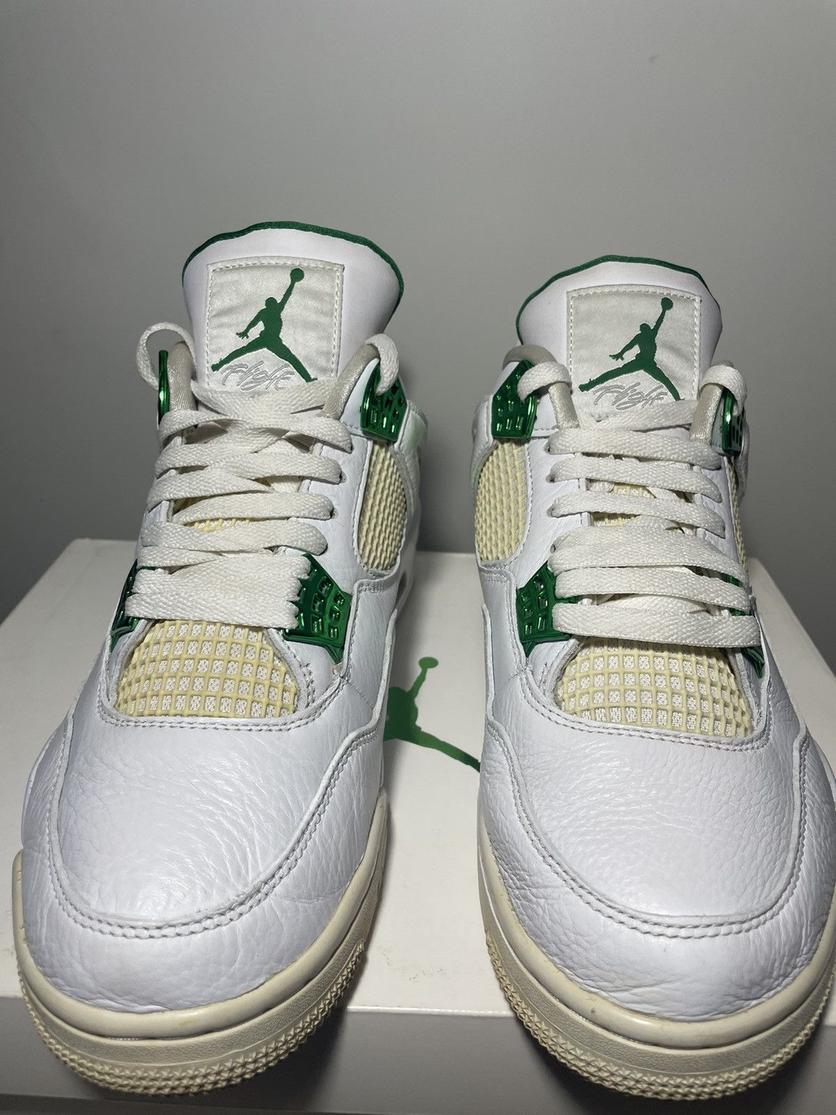 Jordan Brand Jordan 4 Metallic Green Size US 10.5 / EU 43-44 - 2 Thumbnail