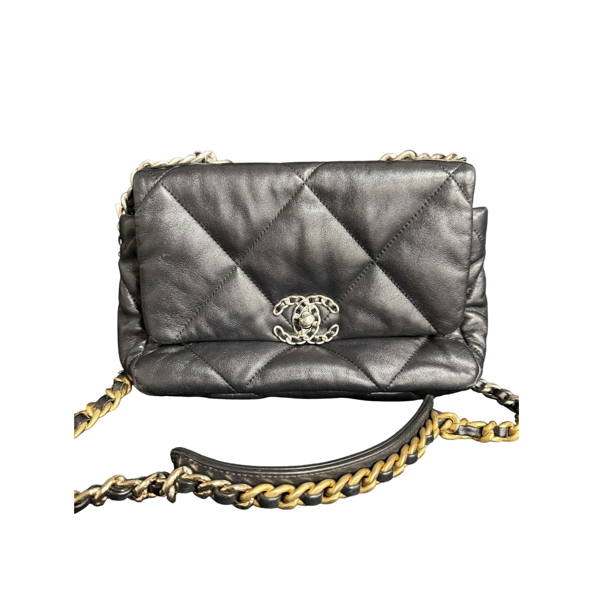 Chanel Chanel Black Quilted Leather Chain Shoulder Bag With Logo De Size ONE SIZE - 1 Thumbnail