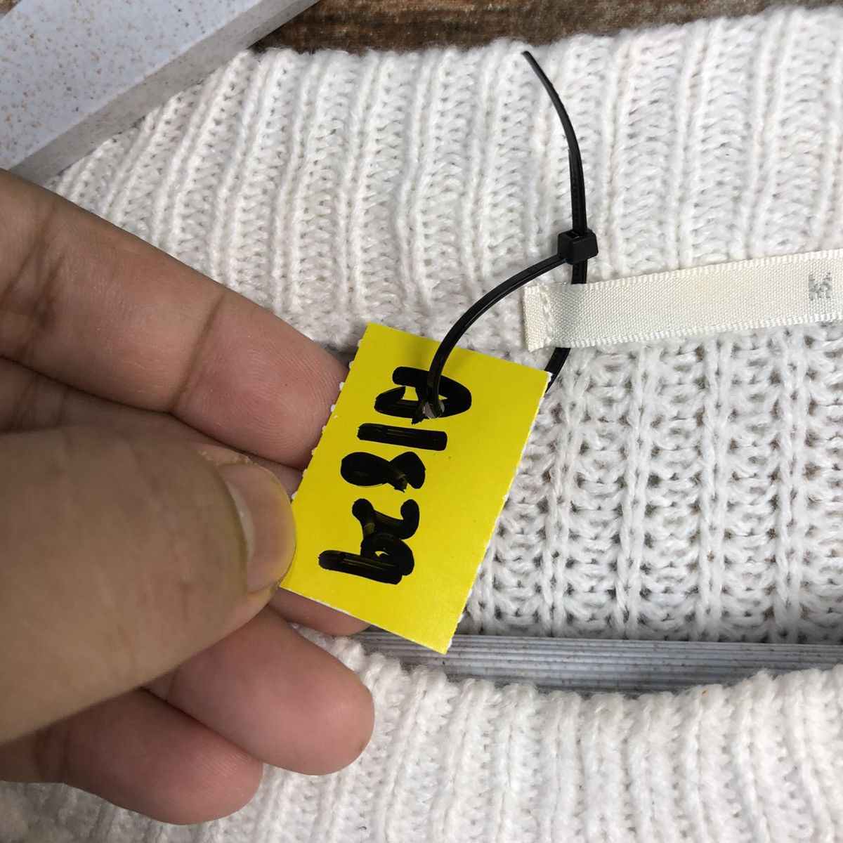 GU × Homespun Knitwear GU japan art vintage White Knitwear #A1829 Size M / US 6-8 / IT 42-44 - 10 Thumbnail
