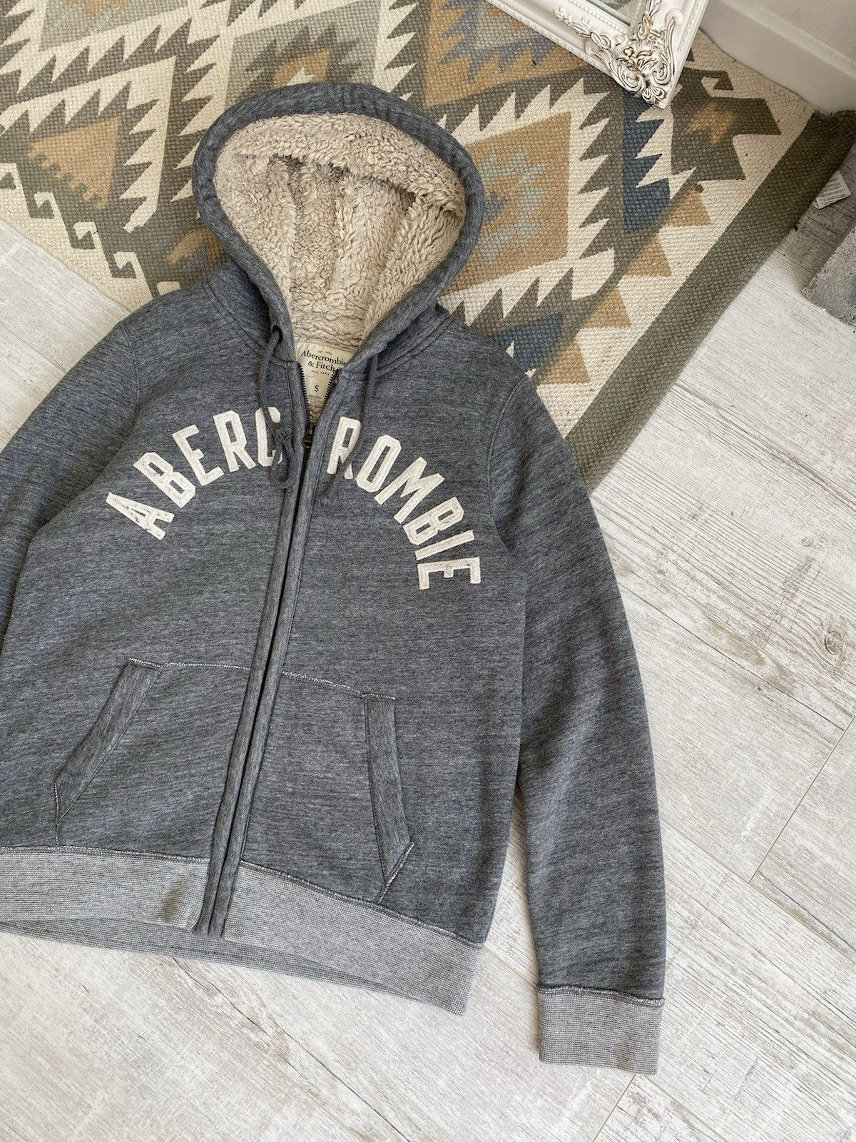 Abercrombie & Fitch Y2k Abercrombie Fitch Fur Spell Out Hoodie Size US M / EU 48-50 / 2 - 4 Thumbnail