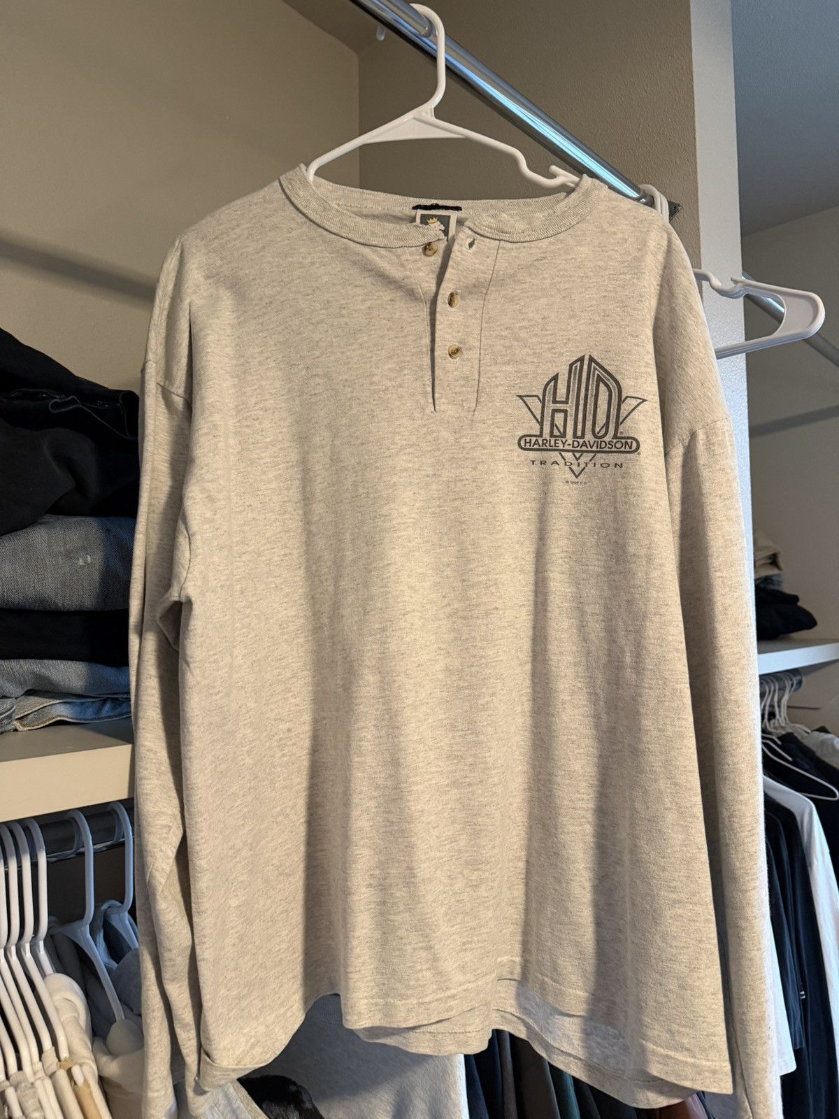 Harley Davidson 1996 Harley-Davidson “HD Tradition” long sleeve henley Size US XL / EU 56 / 4 - 1 Thumbnail