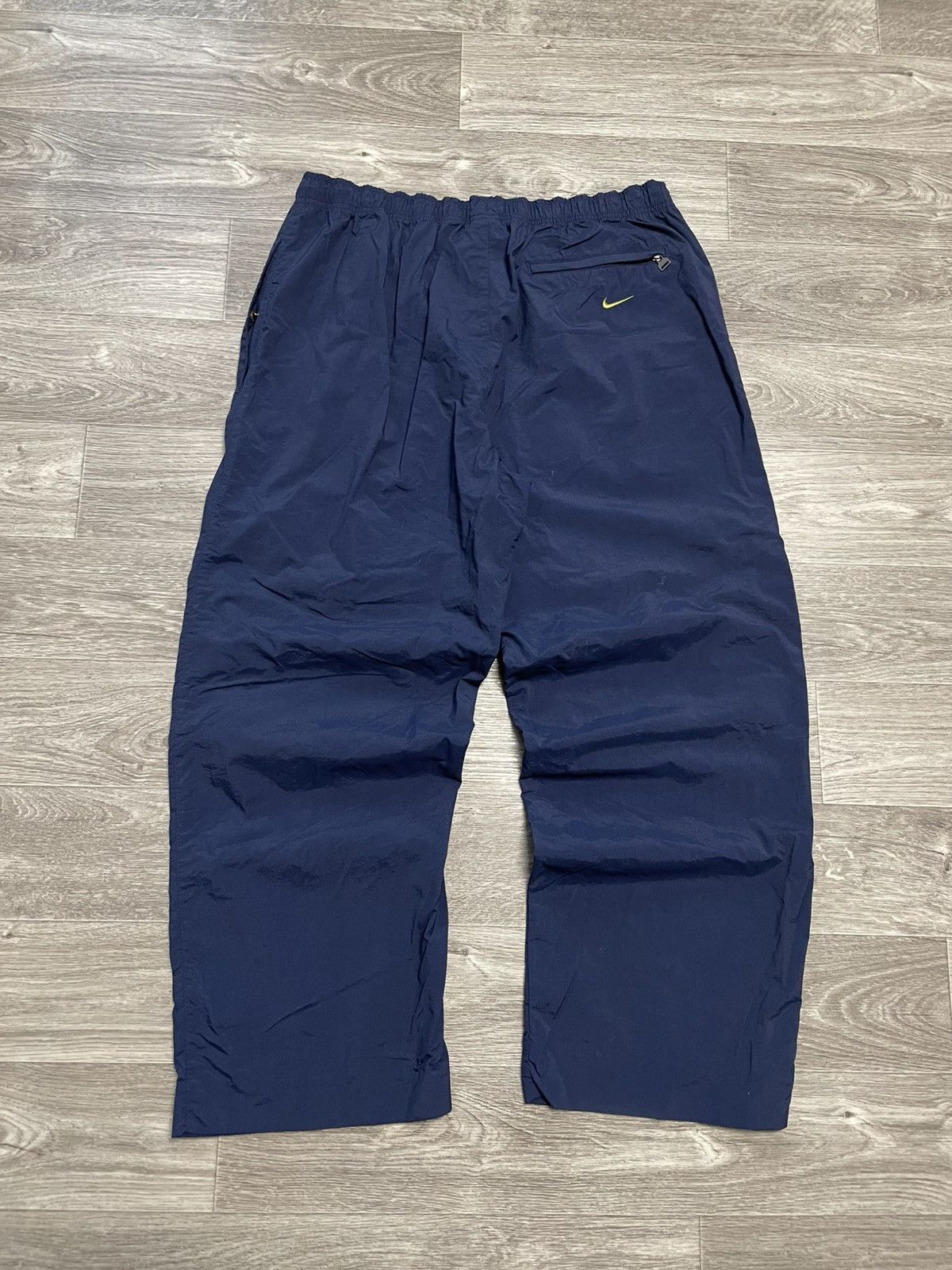 Nike Vintage 90s Nike Blue Nylon Pants Retro Y2K Size US 36 / EU 52 - 13 Thumbnail