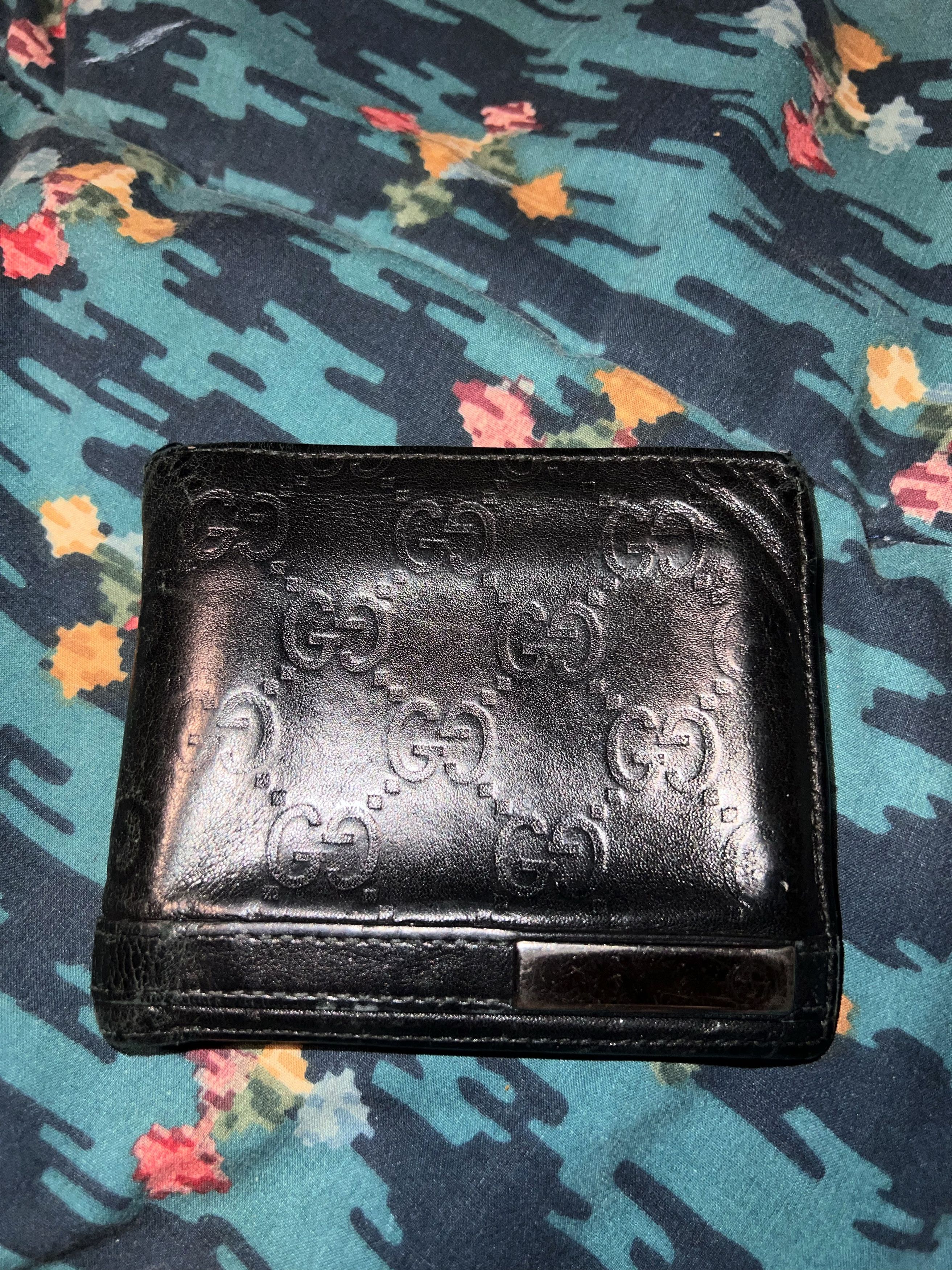 Gucci GG Shawdow Monogram Bifold Wallet Black