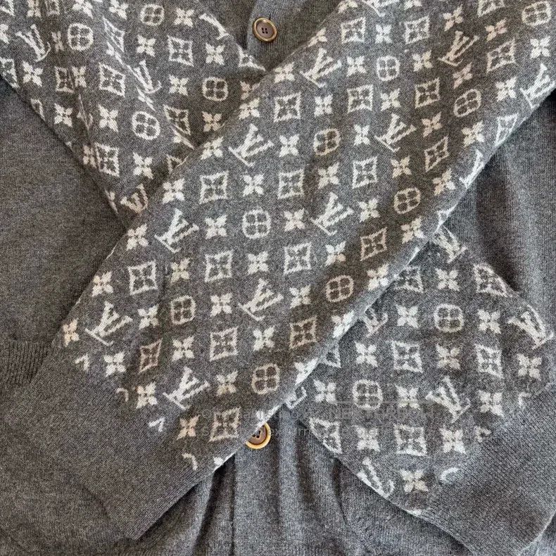Louis Vuitton Louis Vuitton 24ss early spring new vintage cardigan jacke Size US XXL / EU 58 / 5 - 5 Thumbnail