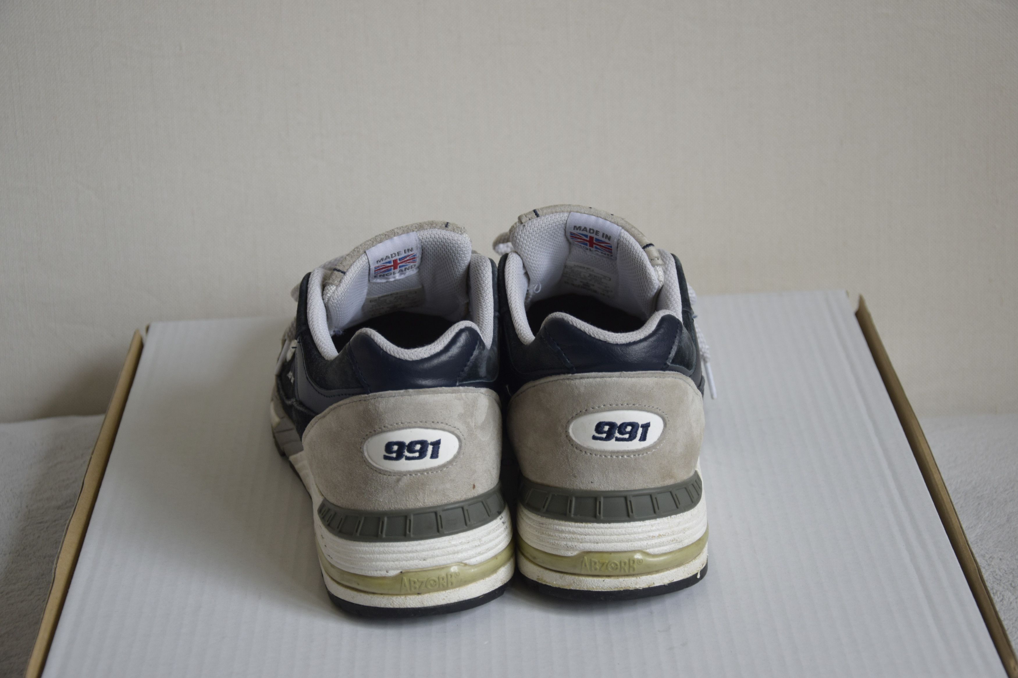 New Balance × Sneakersnstuff SNS x NB M991PJ Size US 11 / EU 44 - 4 Thumbnail