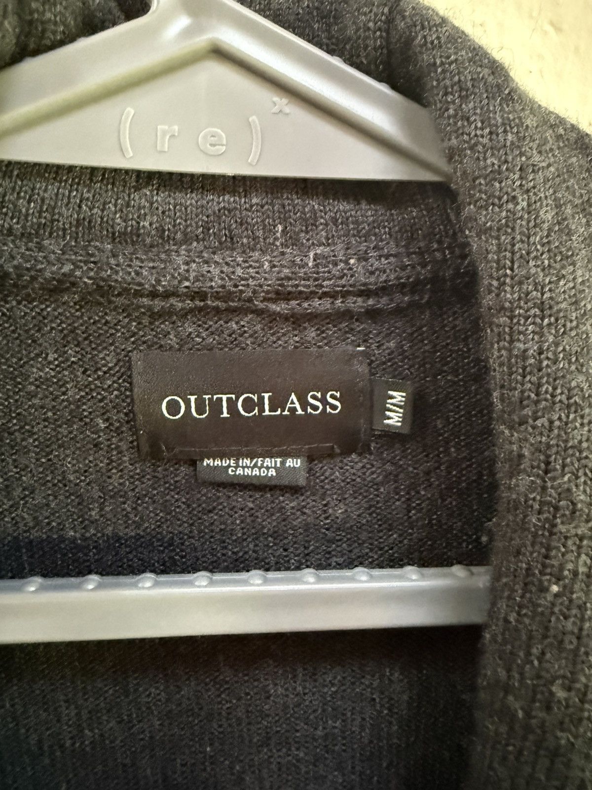 Outclass Outclass cardigan in excellent shape Size US M / EU 48-50 / 2 - 3 Thumbnail