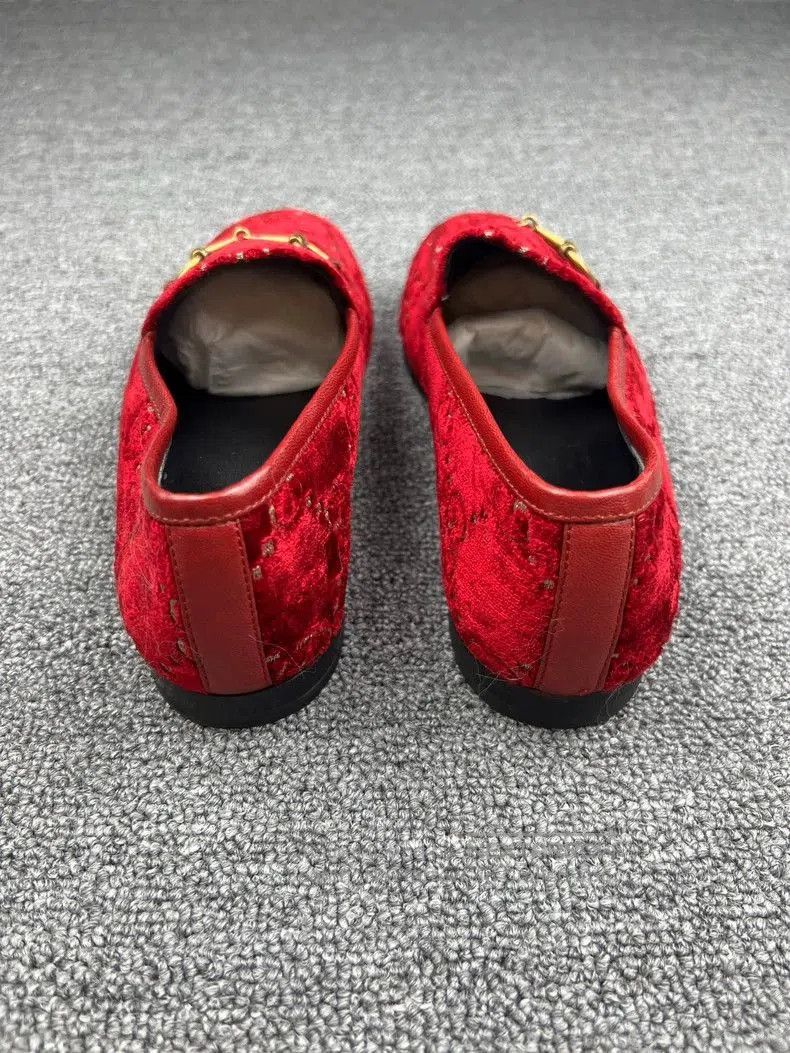 Gucci Gucci Red Velvet Loafers. Size US 6.5 / EU 39-40 - 4 Thumbnail