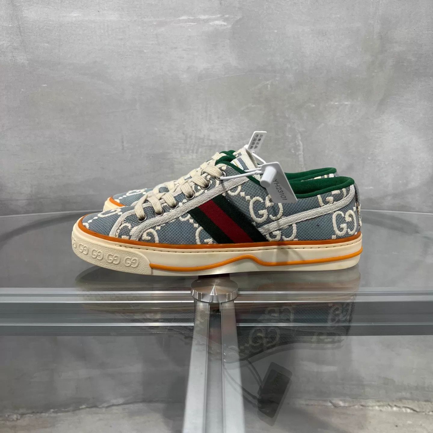 Gucci Gucci Tennis 1977 blue GG canvas women's 37 sneakers Size US 6.5 / IT 36.5 - 3 Thumbnail