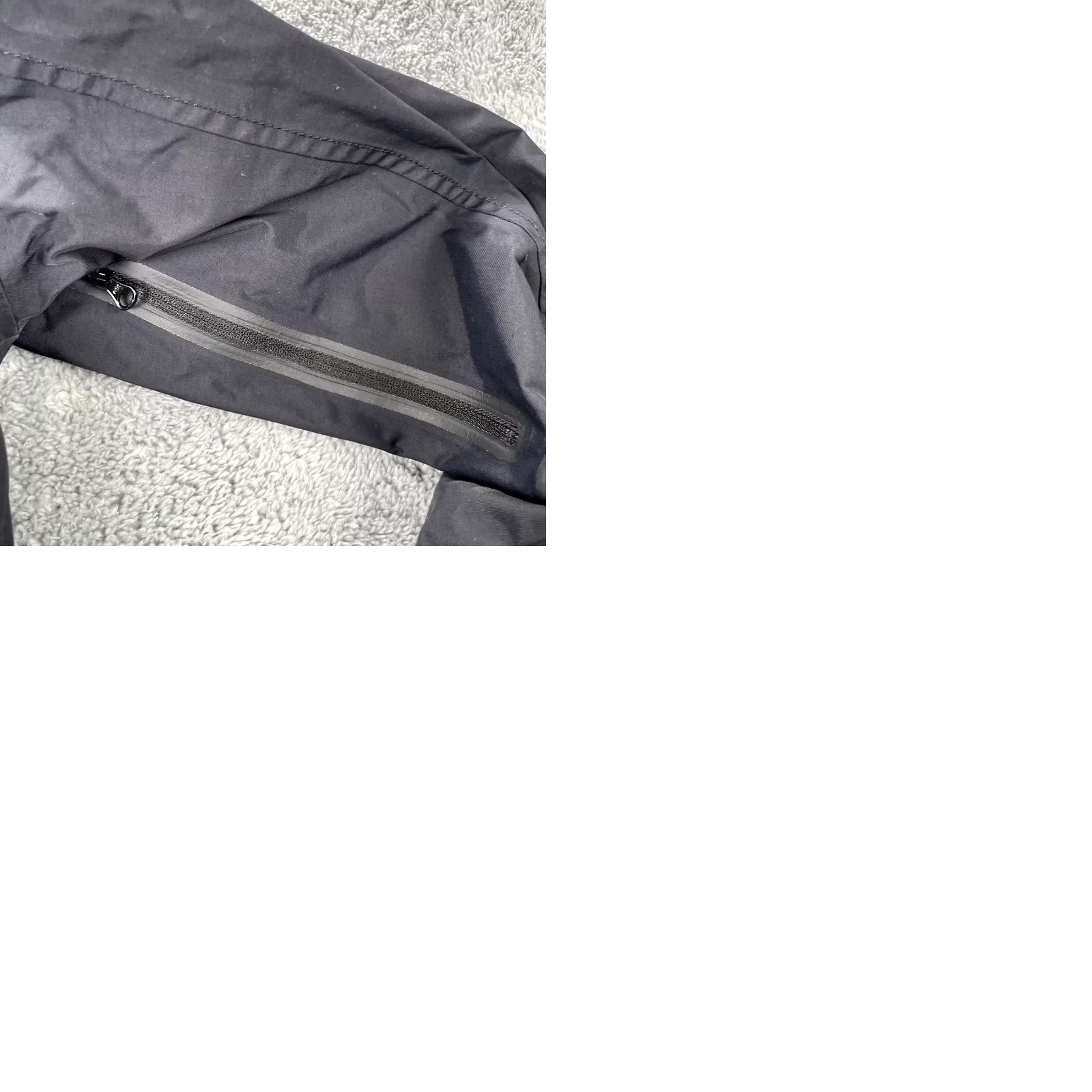 Lululemon Lululemon Jacket Mens Cadence Black Windbreaker Water Resistant Full Zip 2 In 1 Coat Blazer Outdoor Athleisure M Adult Mens Size 40R - 9 Thumbnail
