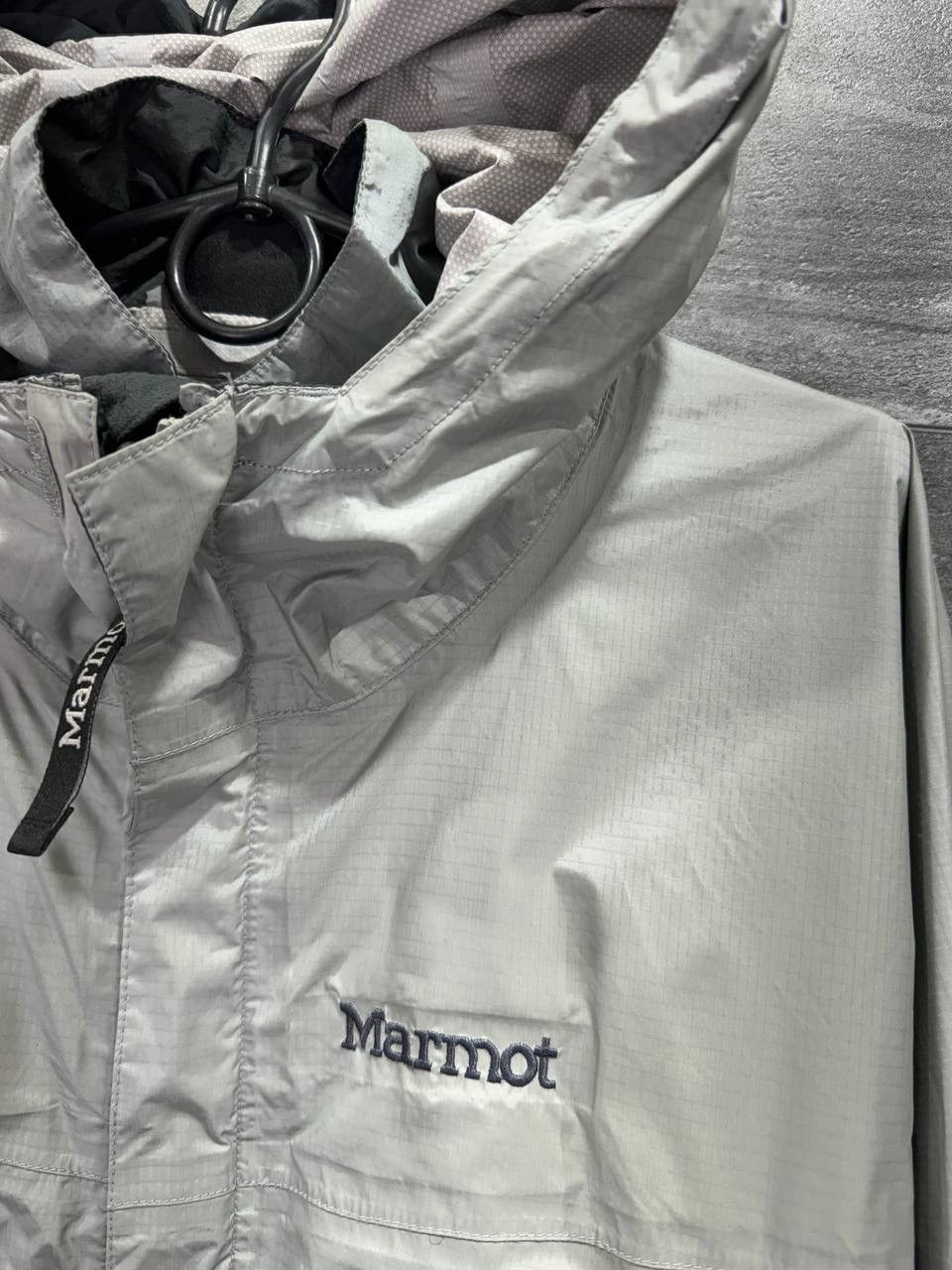 Other Marmot Rain Jacket Hooded Windbreaker Gray Coats Mens Size L Size US L / EU 52-54 / 3 - 2 Thumbnail