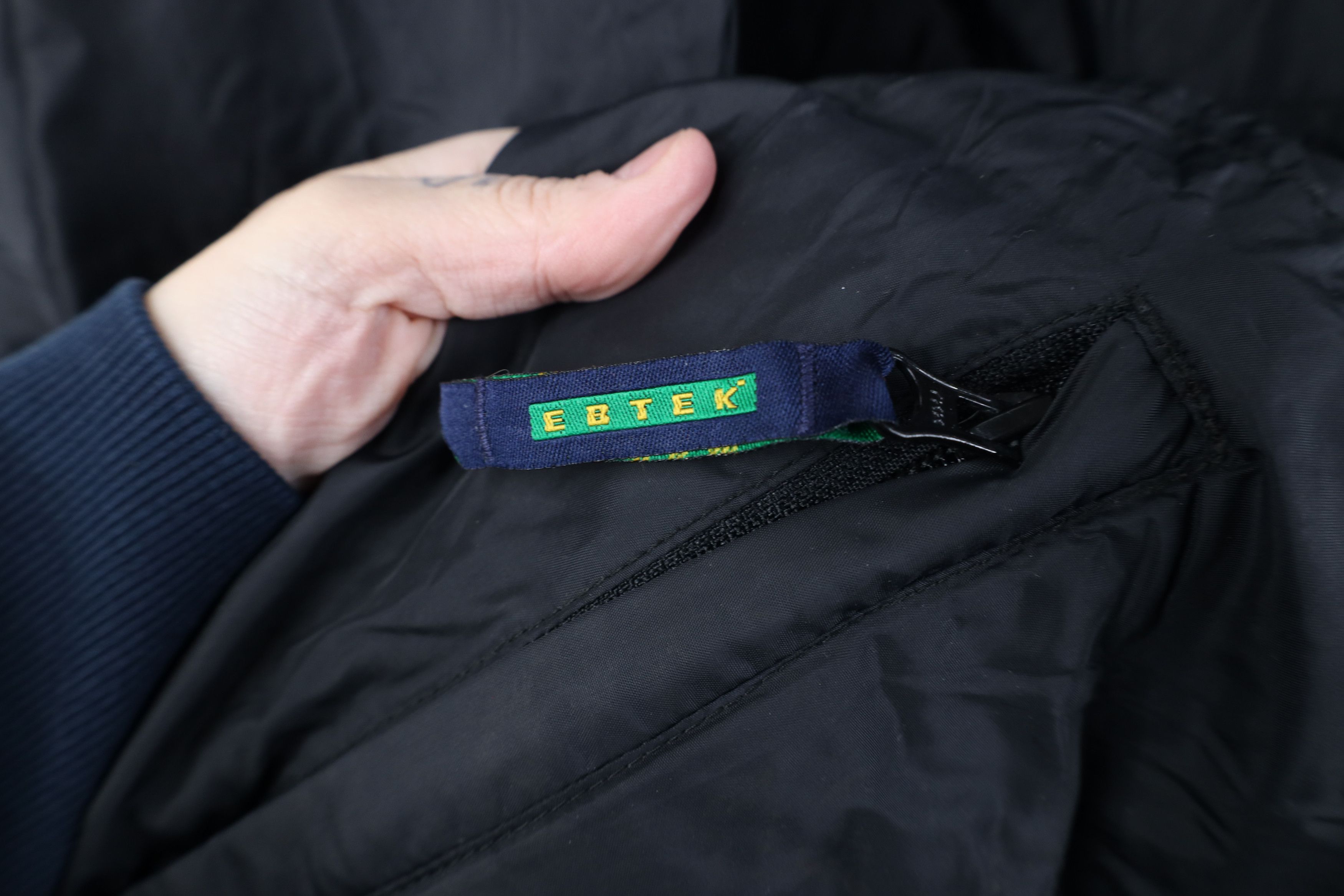 Eddie Bauer Vinage 90s Eddie Bauer EbTek Parka Rain Jacket Coat Black Size US L / EU 52-54 / 3 - 4 Thumbnail