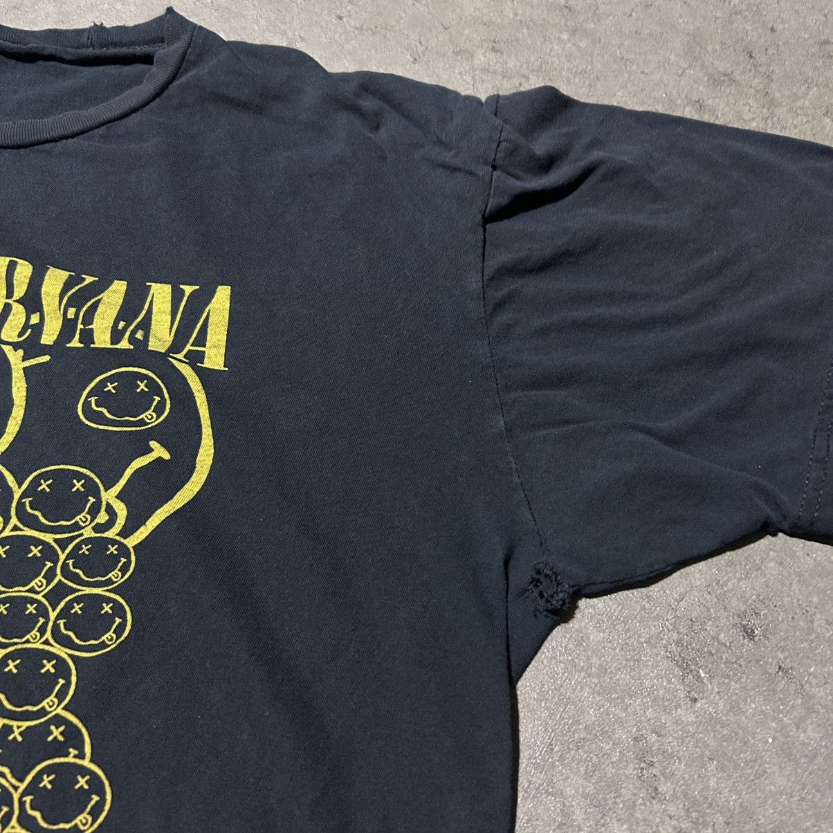 Anvil Y2k nirvana smiley band tee shirt xl Size US XL / EU 56 / 4 - 6 Thumbnail