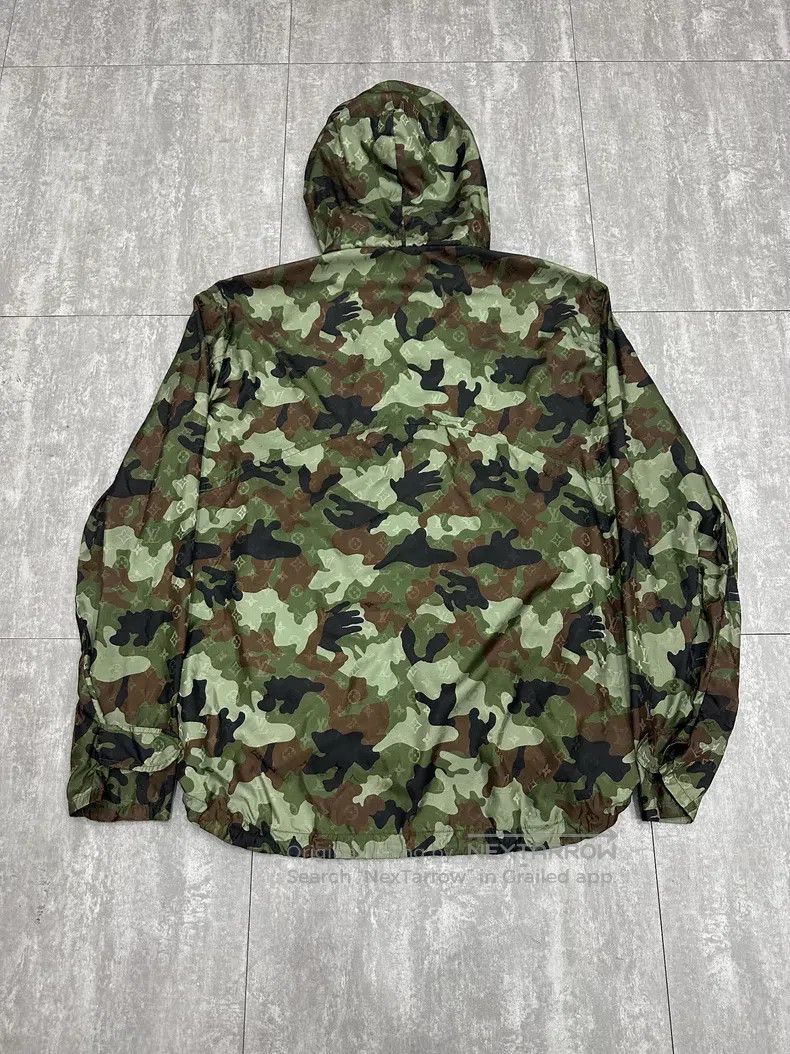 Louis Vuitton Louis Vuitton Camouflage Hooded jacket Size US L / EU 52-54 / 3 - 2 Thumbnail