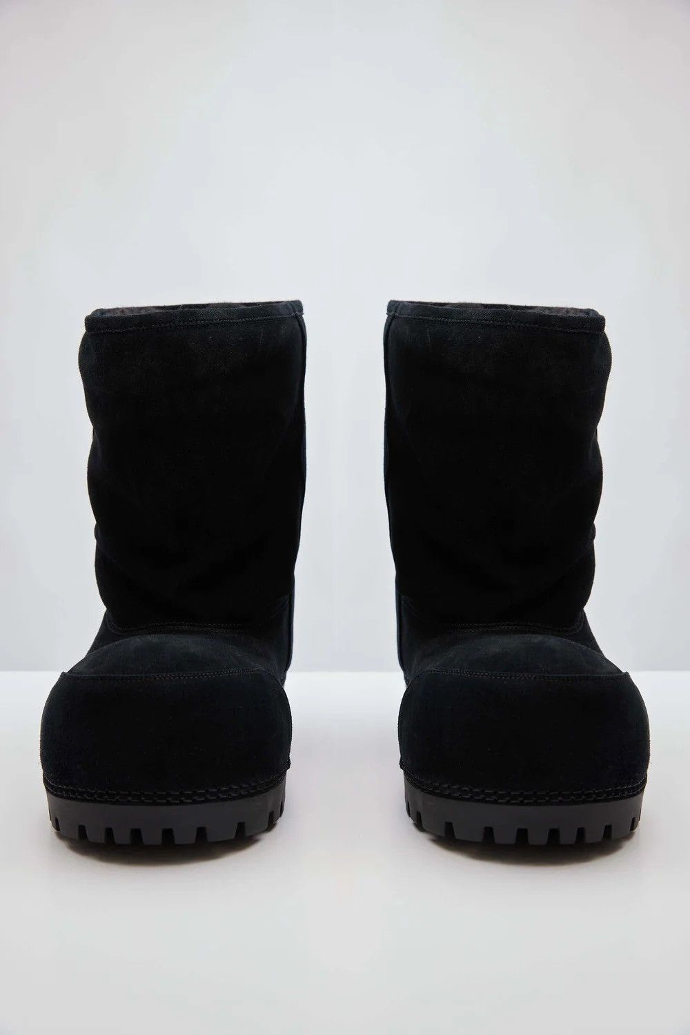 Balenciaga Balenciaga Alaska Boot in Black Size US 10 / EU 43 - 3 Thumbnail