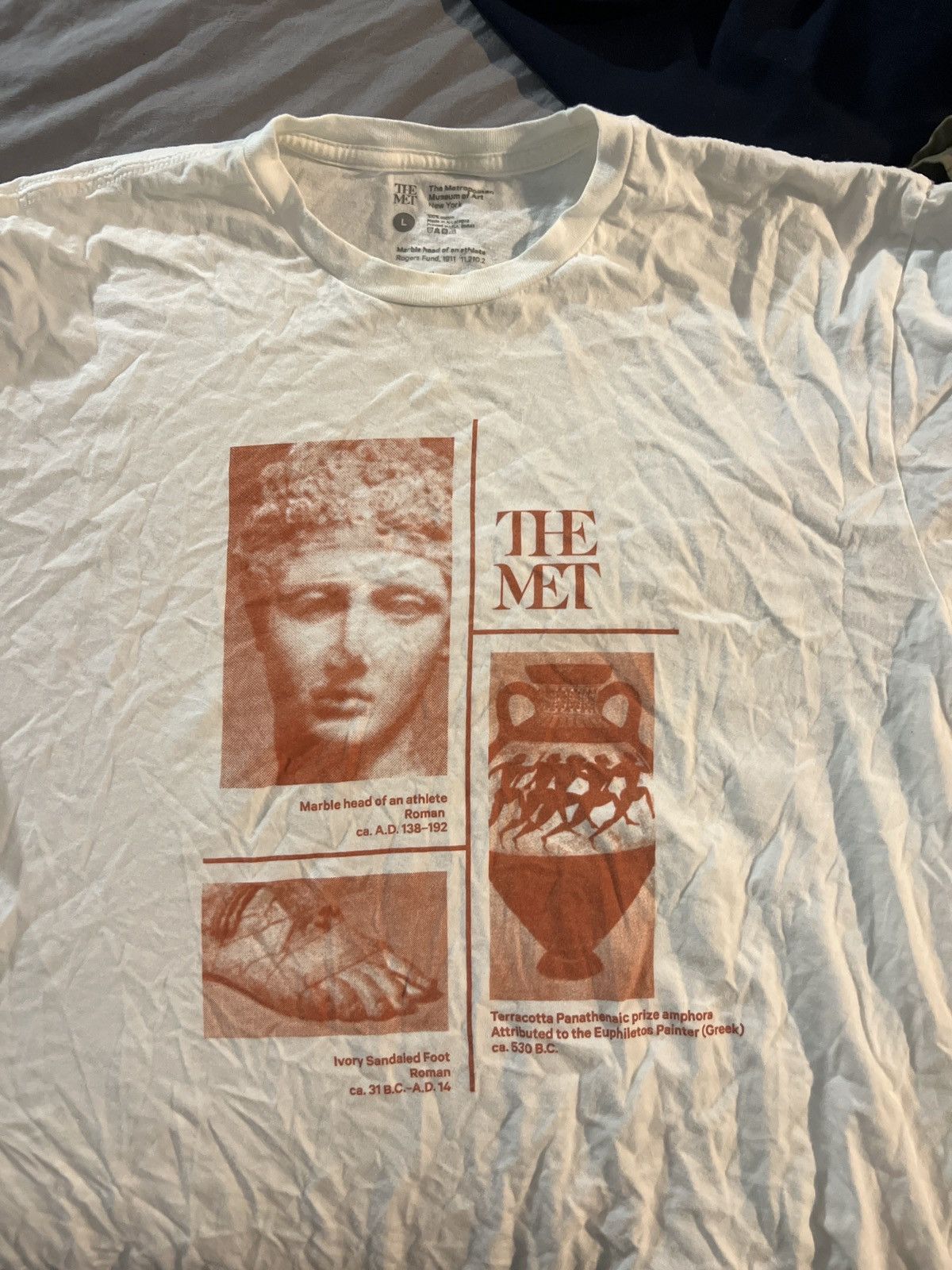 MoMA The MET tee Size US L / EU 52-54 / 3 - 1 Preview