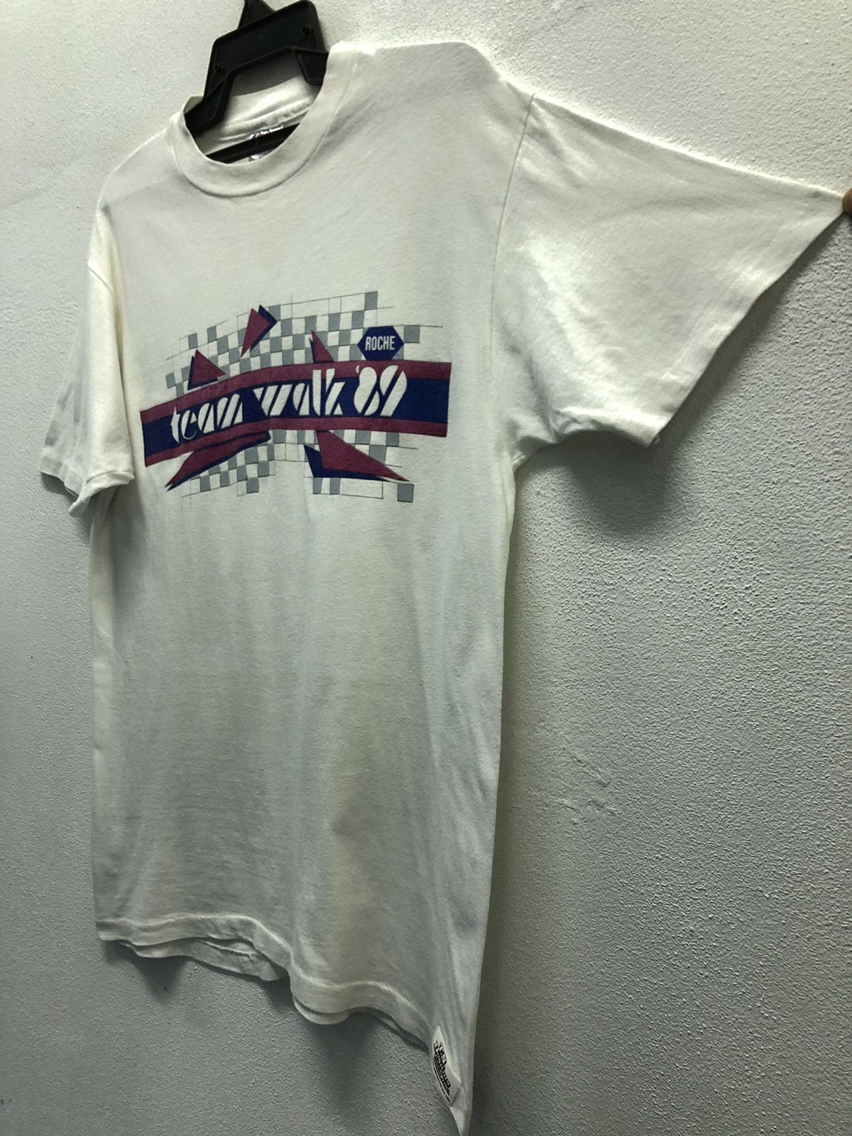 Hanes Vintage Hanes Team Walk '89 Made In Usa T-Shirt Size US L / EU 52-54 / 3 - 6 Thumbnail