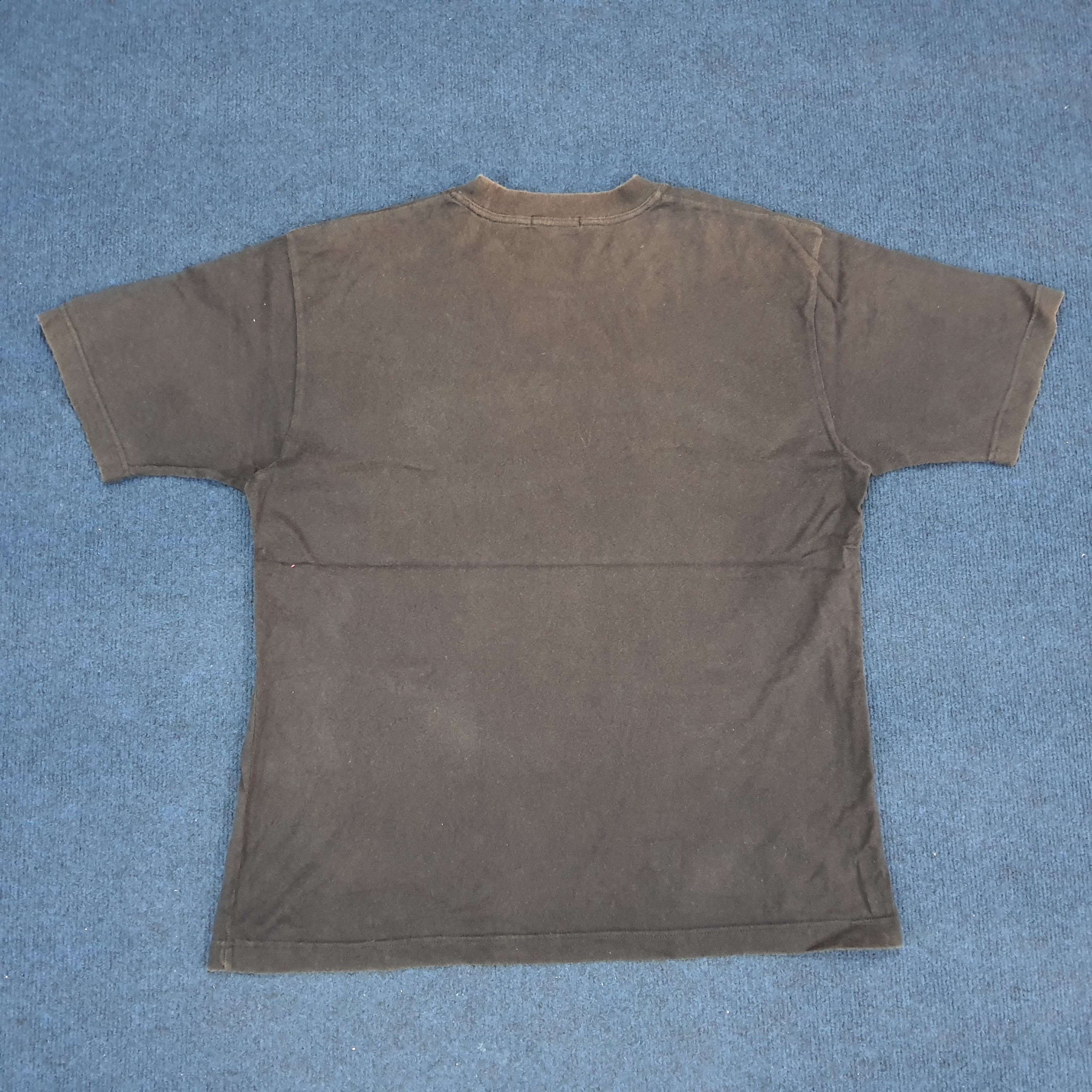 Burberry × Vintage Vintage Burberry London Designer T-shirt Size US L / EU 52-54 / 3 - 3 Thumbnail