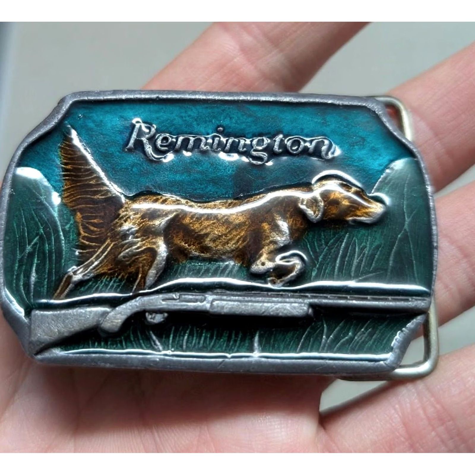 Vintage VINTAGE Remington belt buckle HUNTING DOG Irish Setter WESTERN duck hunt GUN Pewter Men Green belt buckle Bird Hunting size 1.75 in Mens Size ONE SIZE - 2 Thumbnail