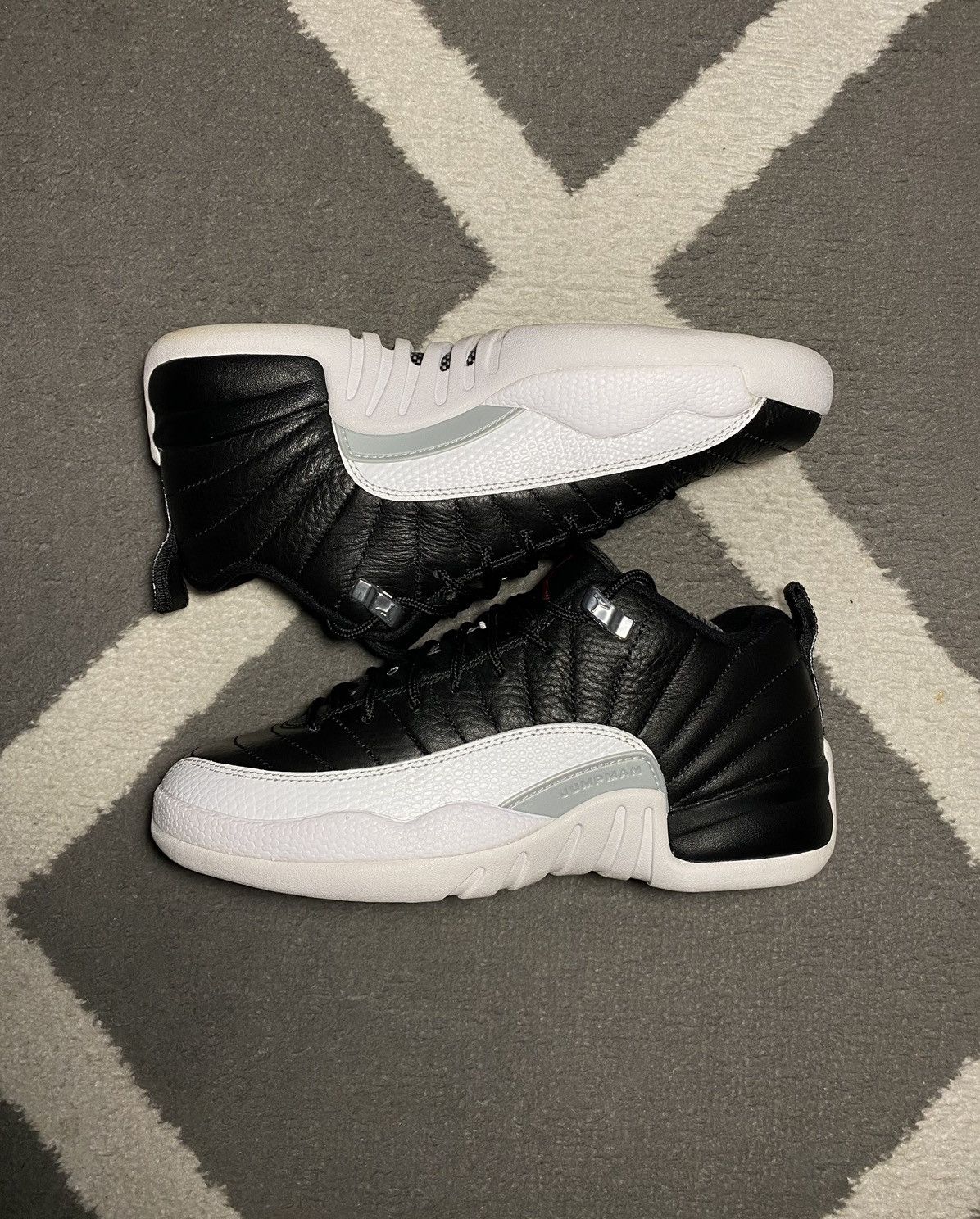 Jordan Brand × Nike Nike Air Jordan 12 Retro Low Playoffs (GS) 2017 sneakers Size US 6.5 / IT 36.5 - 8 Thumbnail