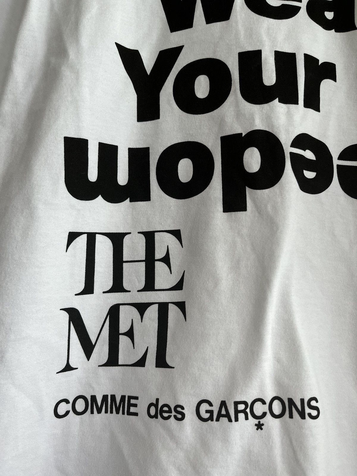 Comme des Garcons Limited Edition Super Rare Comme des Garcons x The Met Tee Size US L / EU 52-54 / 3 - 7 Thumbnail