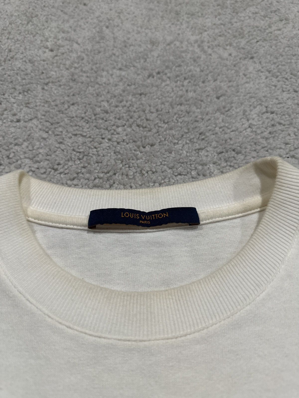 Louis Vuitton Louis Vuitton 2EME Estage T Shirt Size US S / EU 44-46 / 1 - 4 Thumbnail