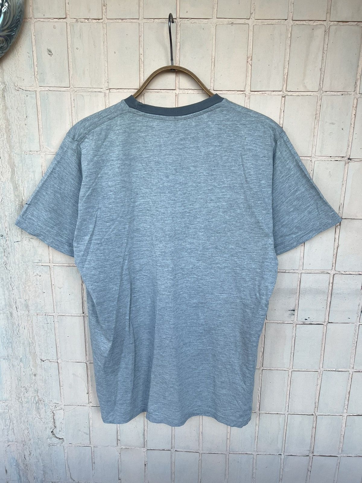 Nike Vintage Nike T Shirt Big Logo Swoosh Y2K Size US M / EU 48-50 / 2 - 15 Thumbnail