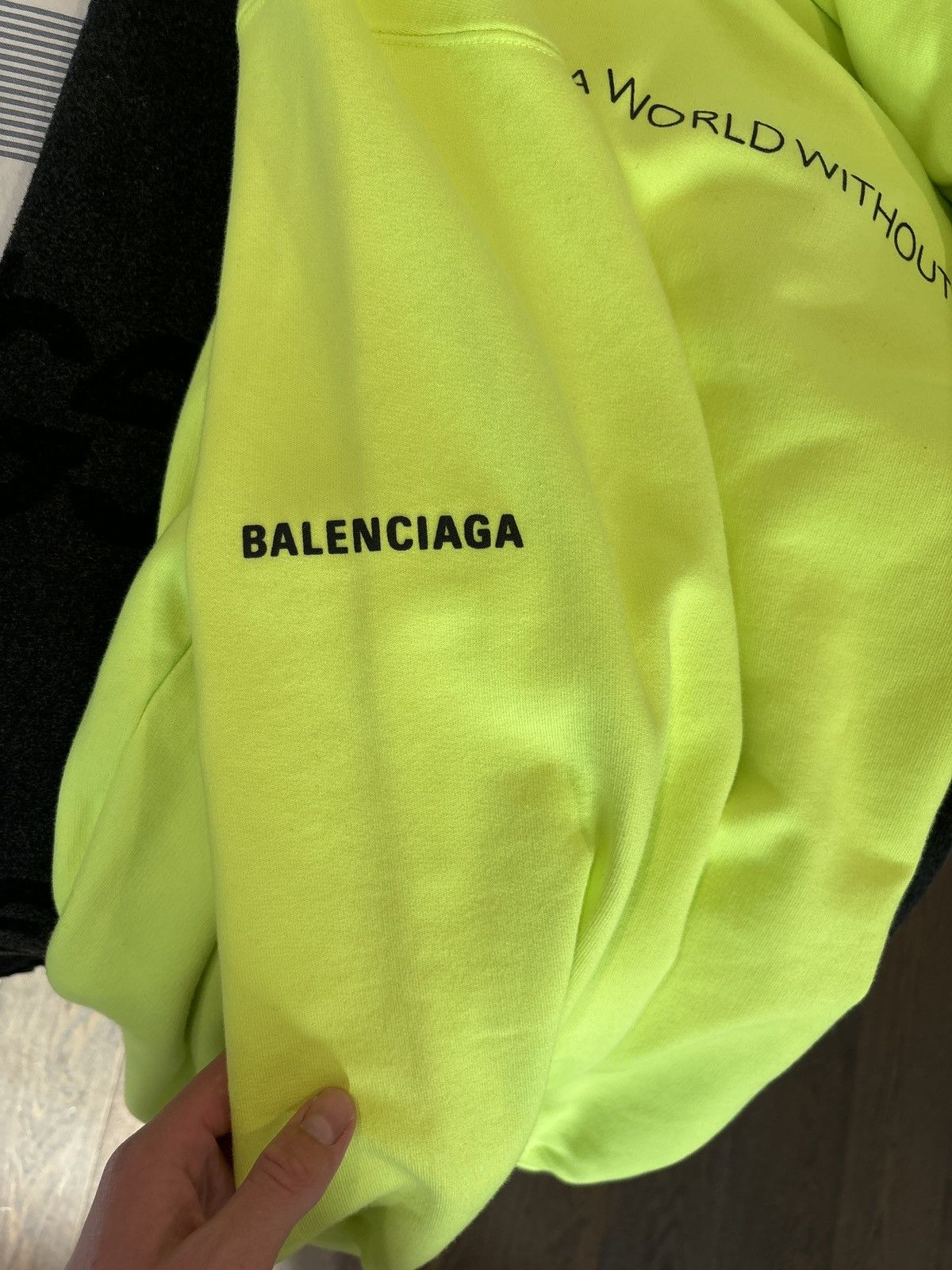 Balenciaga × Designer Balenciaga World Food Programme Hoodie Size US M / EU 48-50 / 2 - 5 Thumbnail