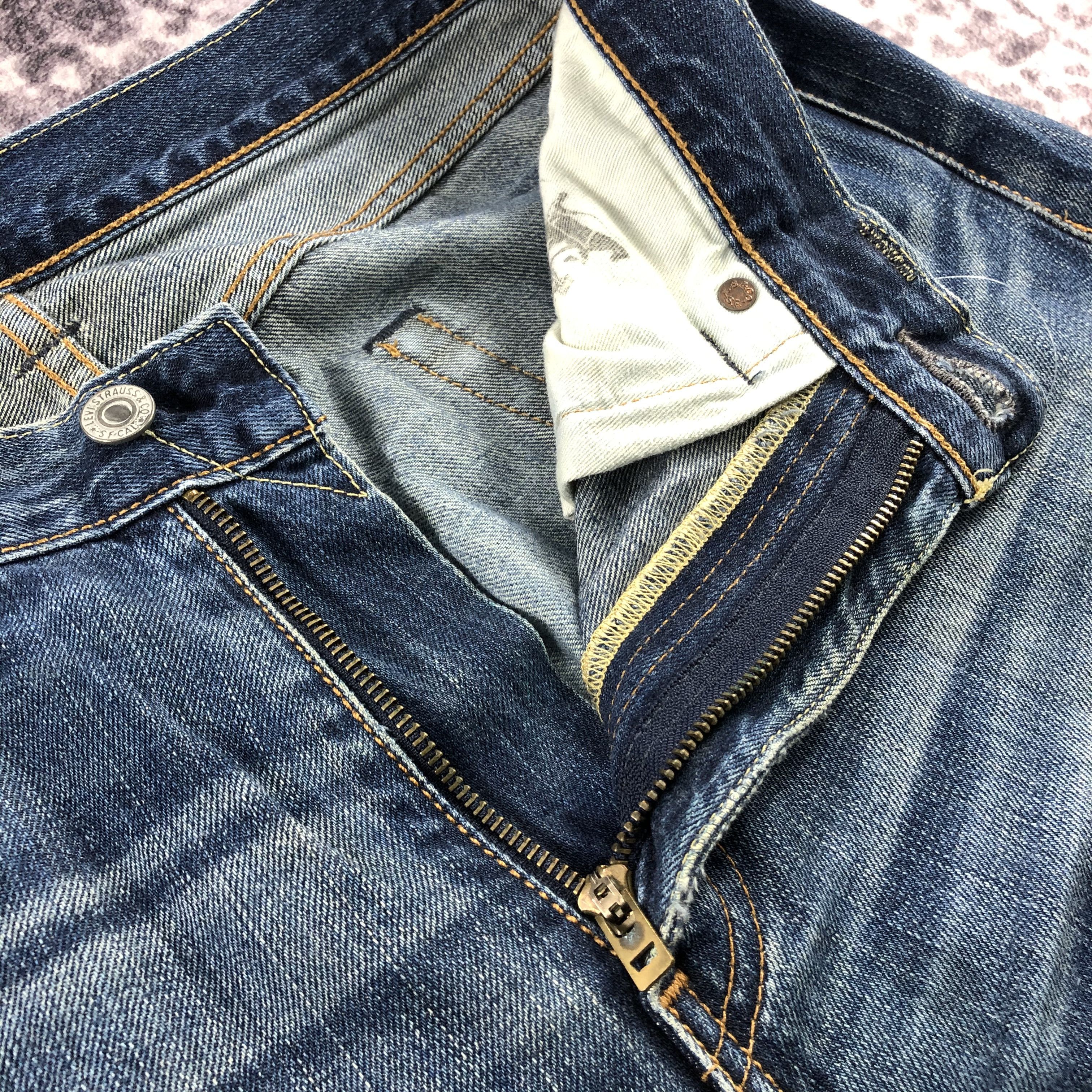 Levi's × Vintage Vintage Blue Wash Levis 505 Jeans-JM2749 Size US 34 / EU 50 - 14 Thumbnail