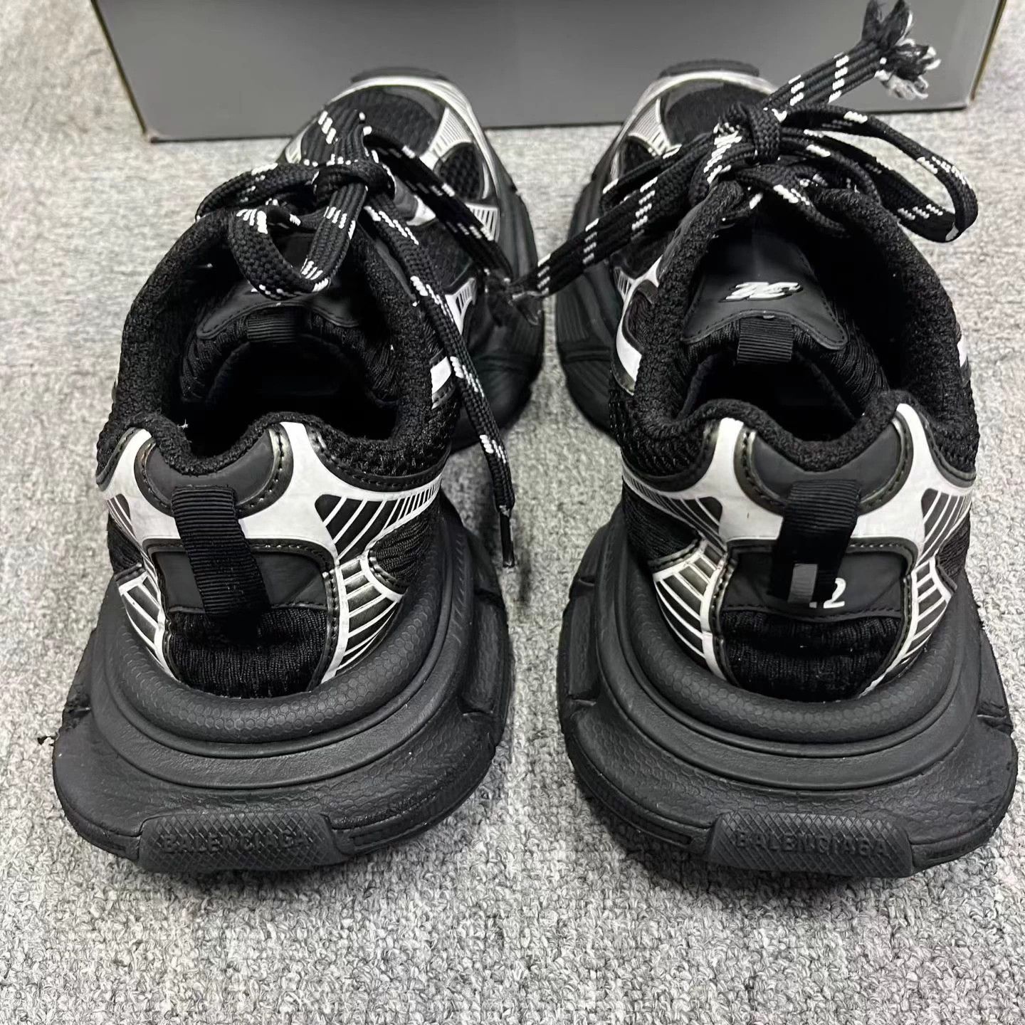 Balenciaga Balenciaga Distressed Black Silver Low-top Platform Dad Shoe Size US 9 / EU 42 - 4 Thumbnail